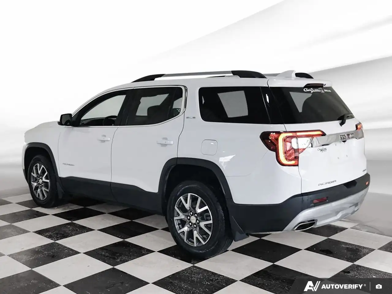 GMC Acadia photo GMC Acadia