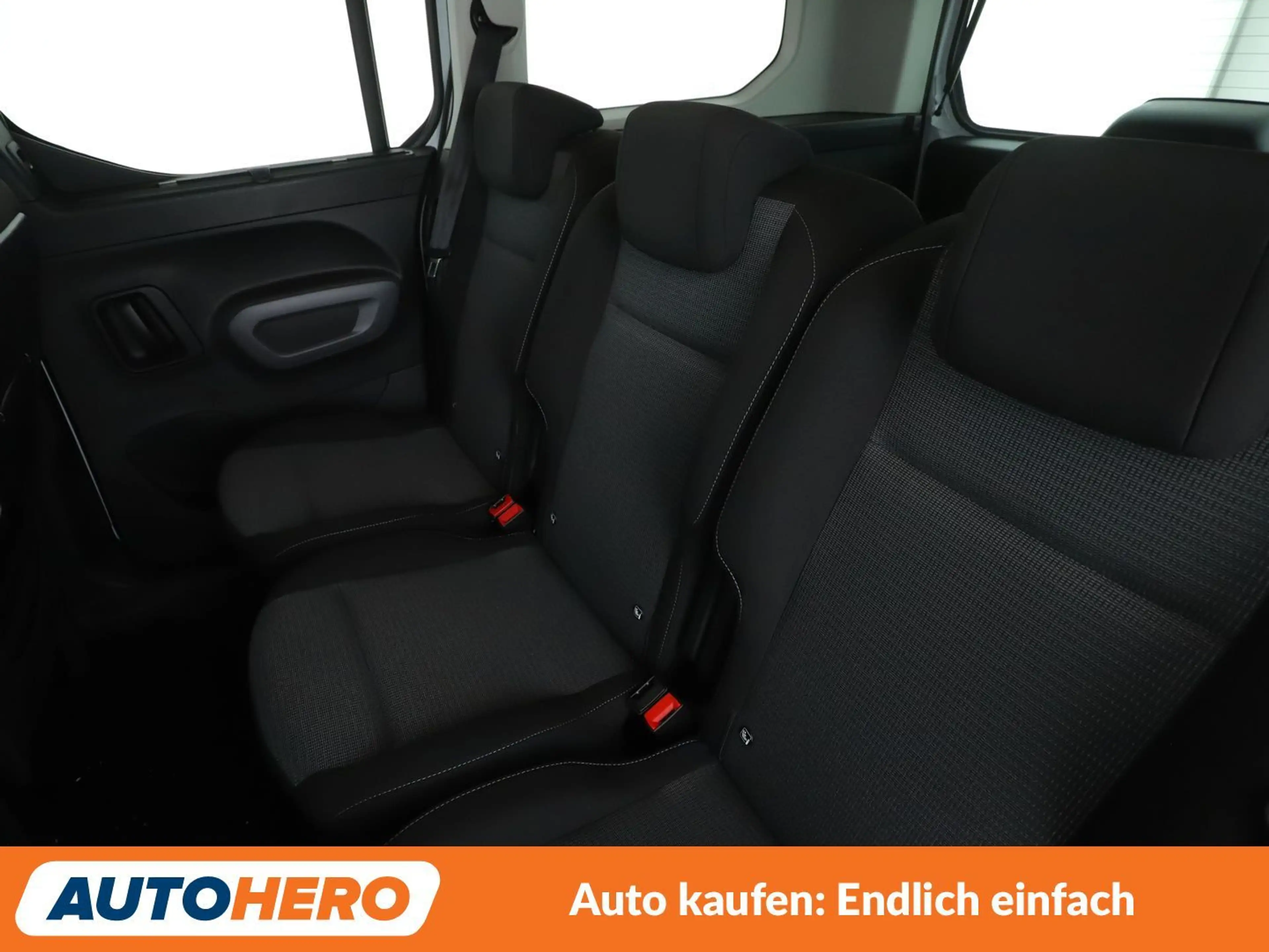 Toyota Proace City 1.5 D-4D L2 Team D*SPUR*CAM*PDC*SHZ*KLIMA*TEMPO* — photo 14