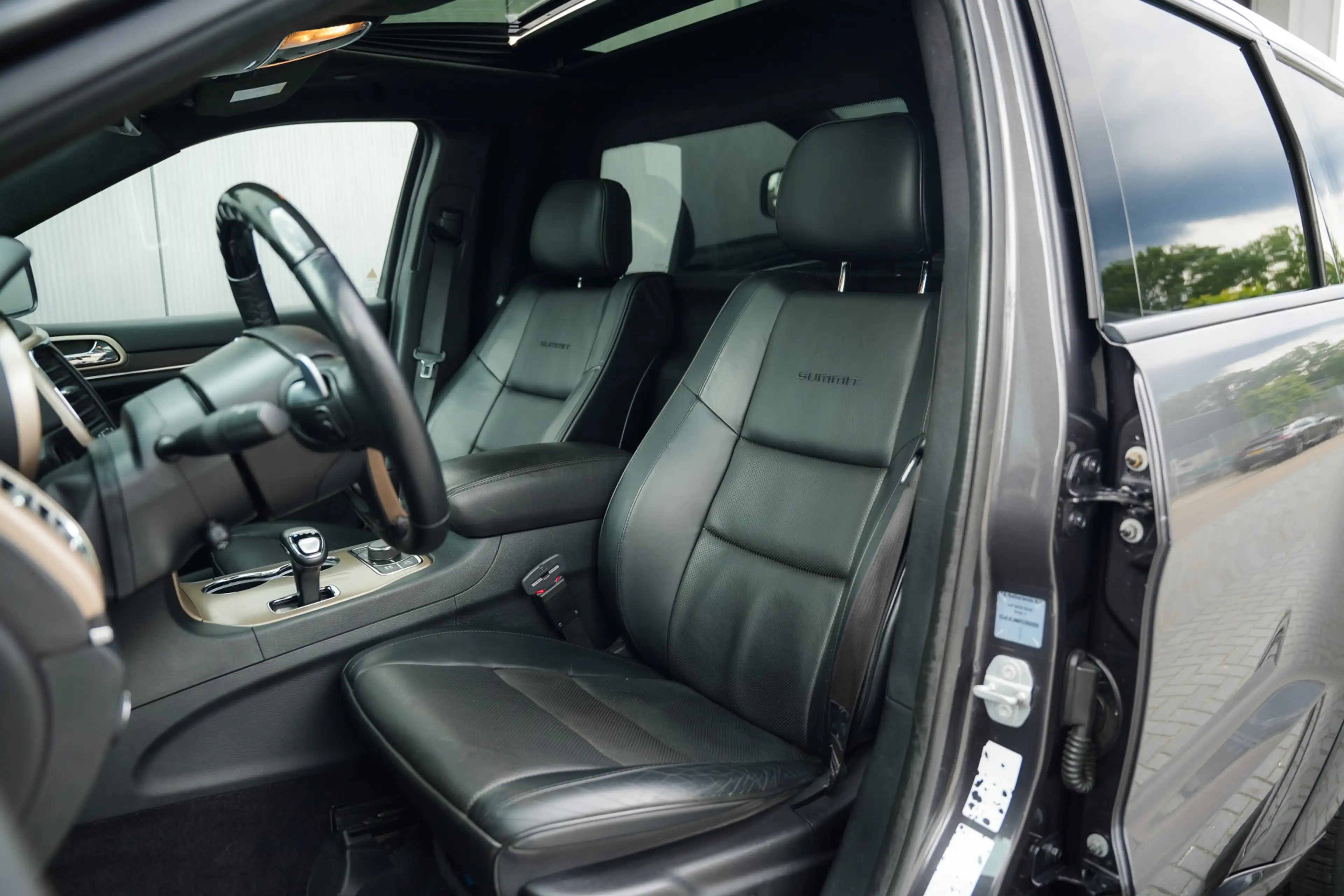 Jeep Grand Cherokee 3.0 V6 251 pk CRD Summit Grijs-Kenteken / Lucht-Ve — photo 3