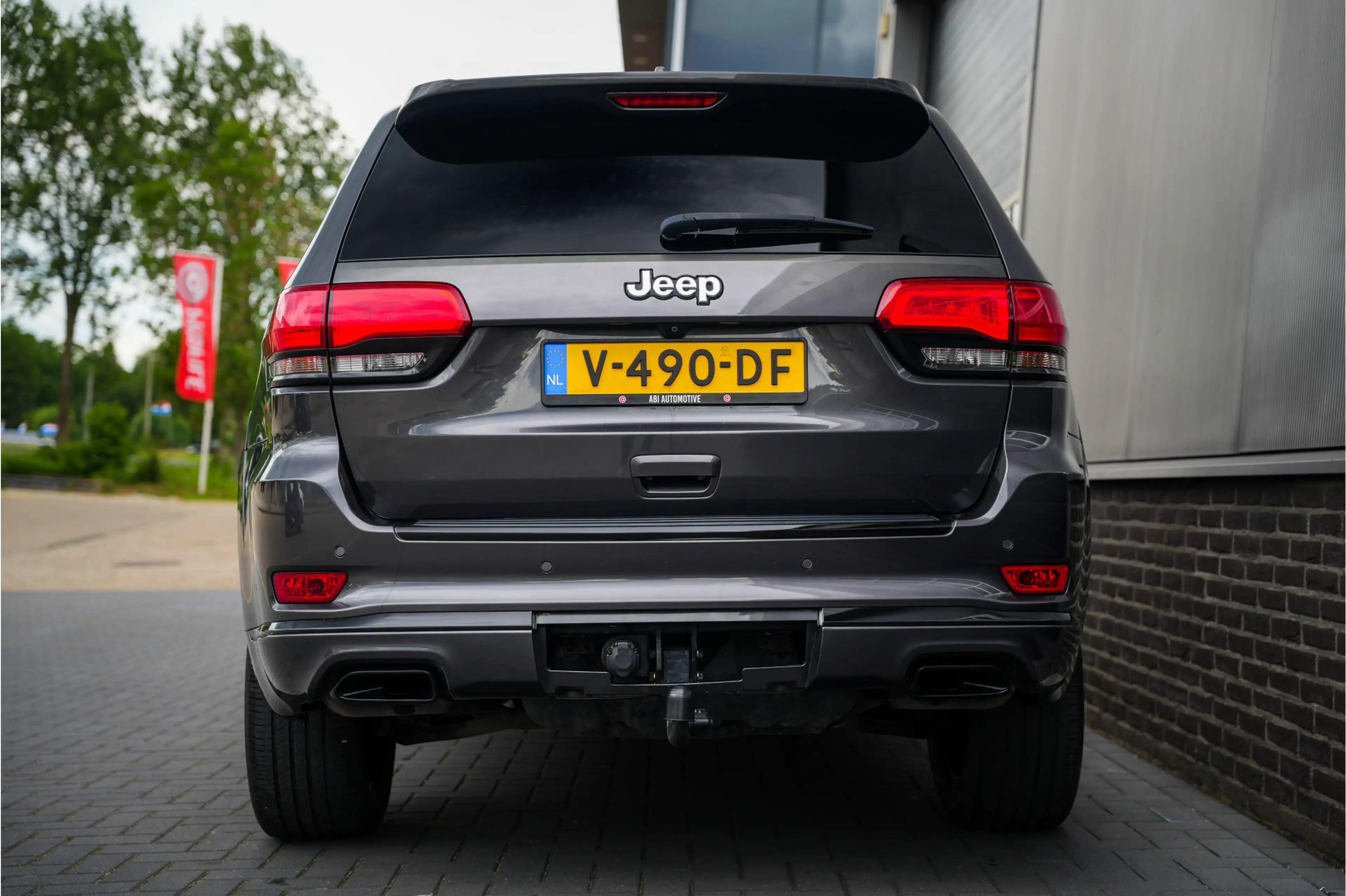 Jeep Grand Cherokee 3.0 V6 251 pk CRD Summit Grijs-Kenteken / Lucht-Ve — photo 8