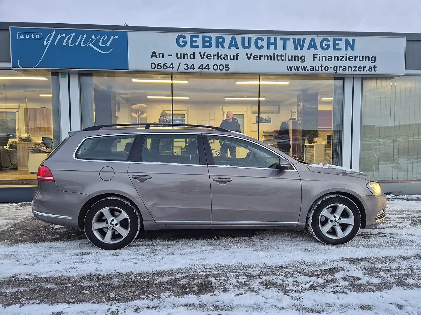 Volkswagen Passat Variant Comfortline BMT 2,0 TDI DPF DSG Braun - 1