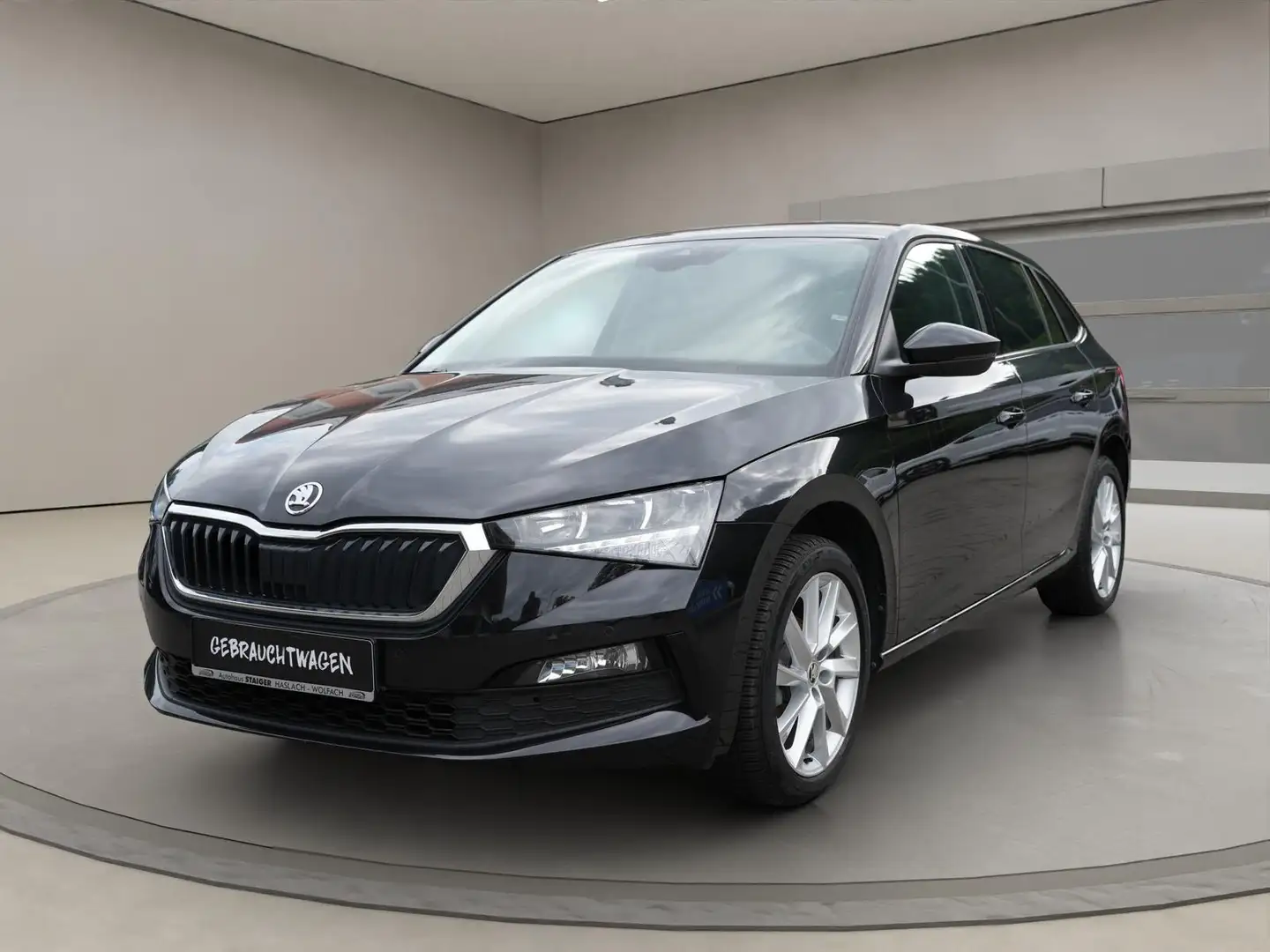 Skoda Scala 1.0 TSI Clever+Kamera+LED+SHZ+AppleCarPlay Nero - 1