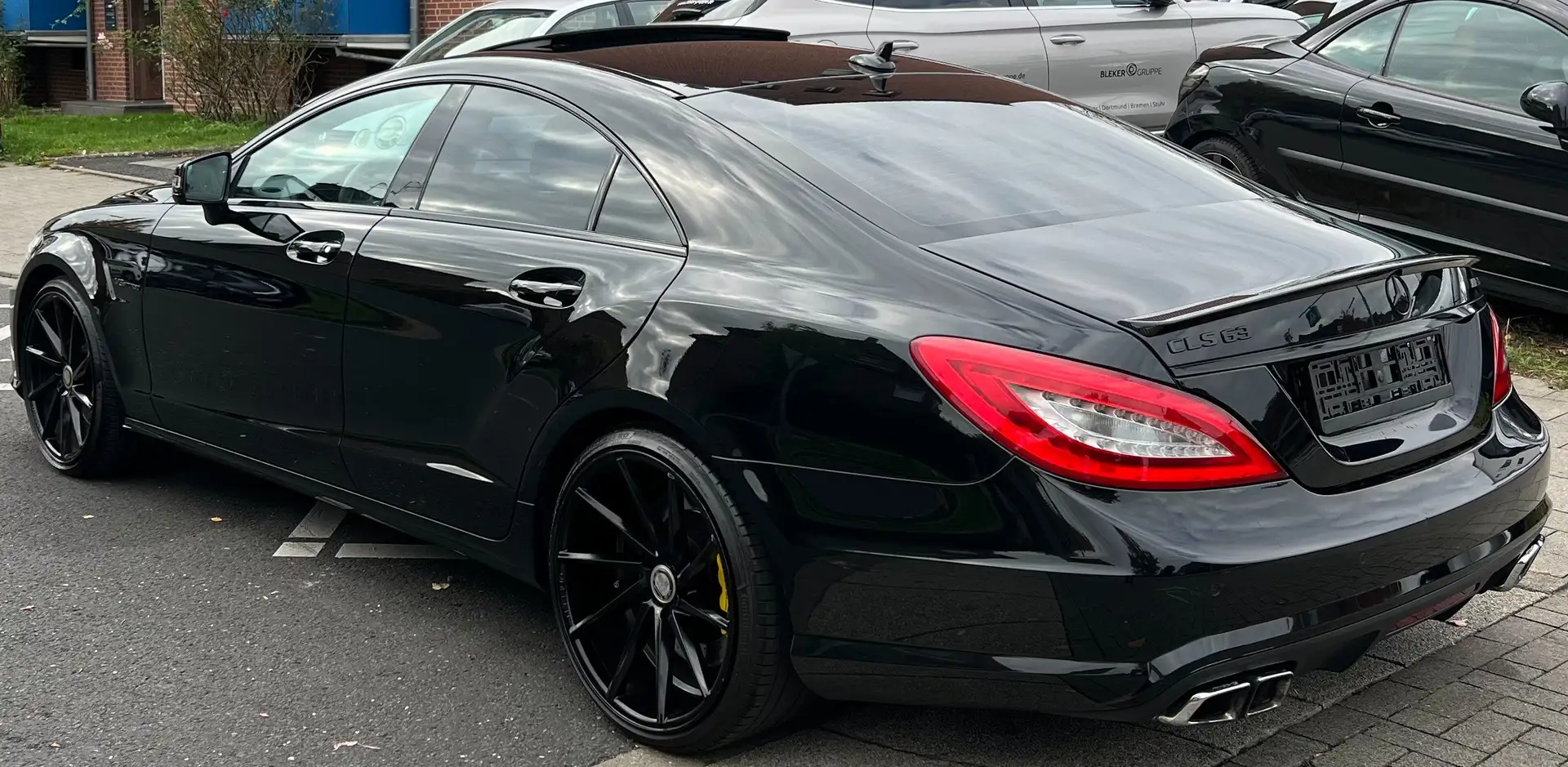 Mercedes-Benz CLS 63 AMG CLS 63 AMG PERFORMANCE PACKAGE *DISTR/MASS/H&K* Noir - 2