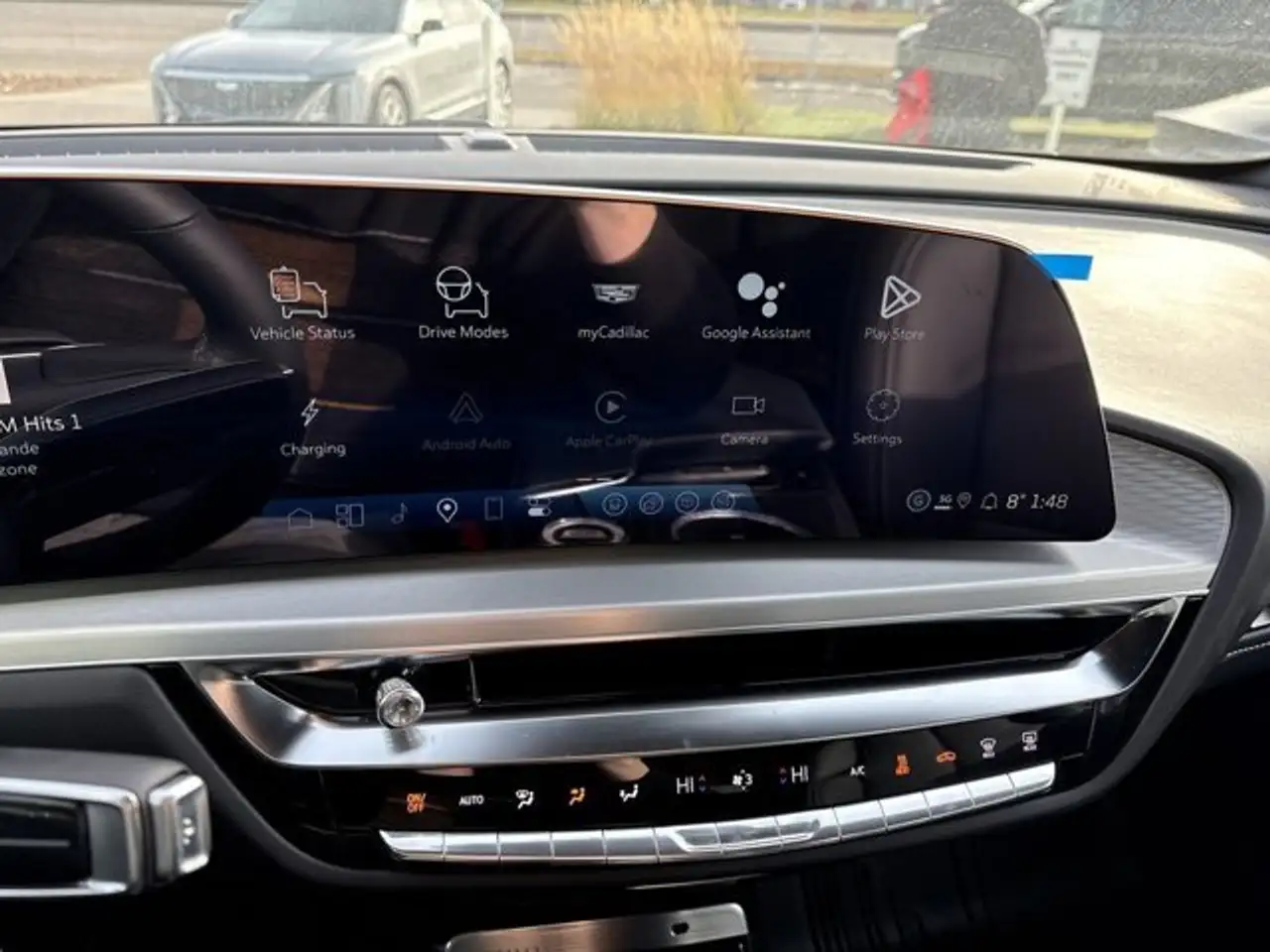Cadillac Lyriq снимка Cadillac Lyriq
