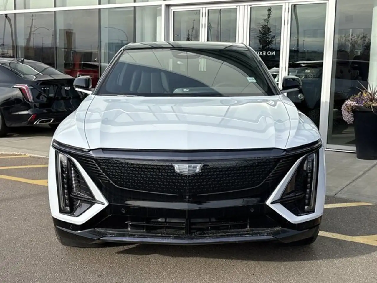 Cadillac Lyriq снимка Cadillac Lyriq