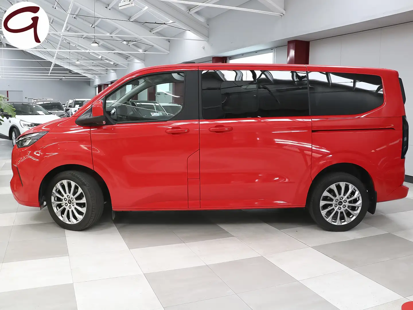 Ford Tourneo Custom 2.0 EcoBlue Titanium Aut. 170 Rojo - 2