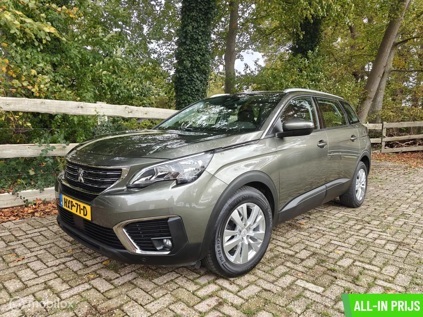 Peugeot 5008 1.2 131PK|7per.|Navigatie|Trekhaak|Carplay Grijs - 1