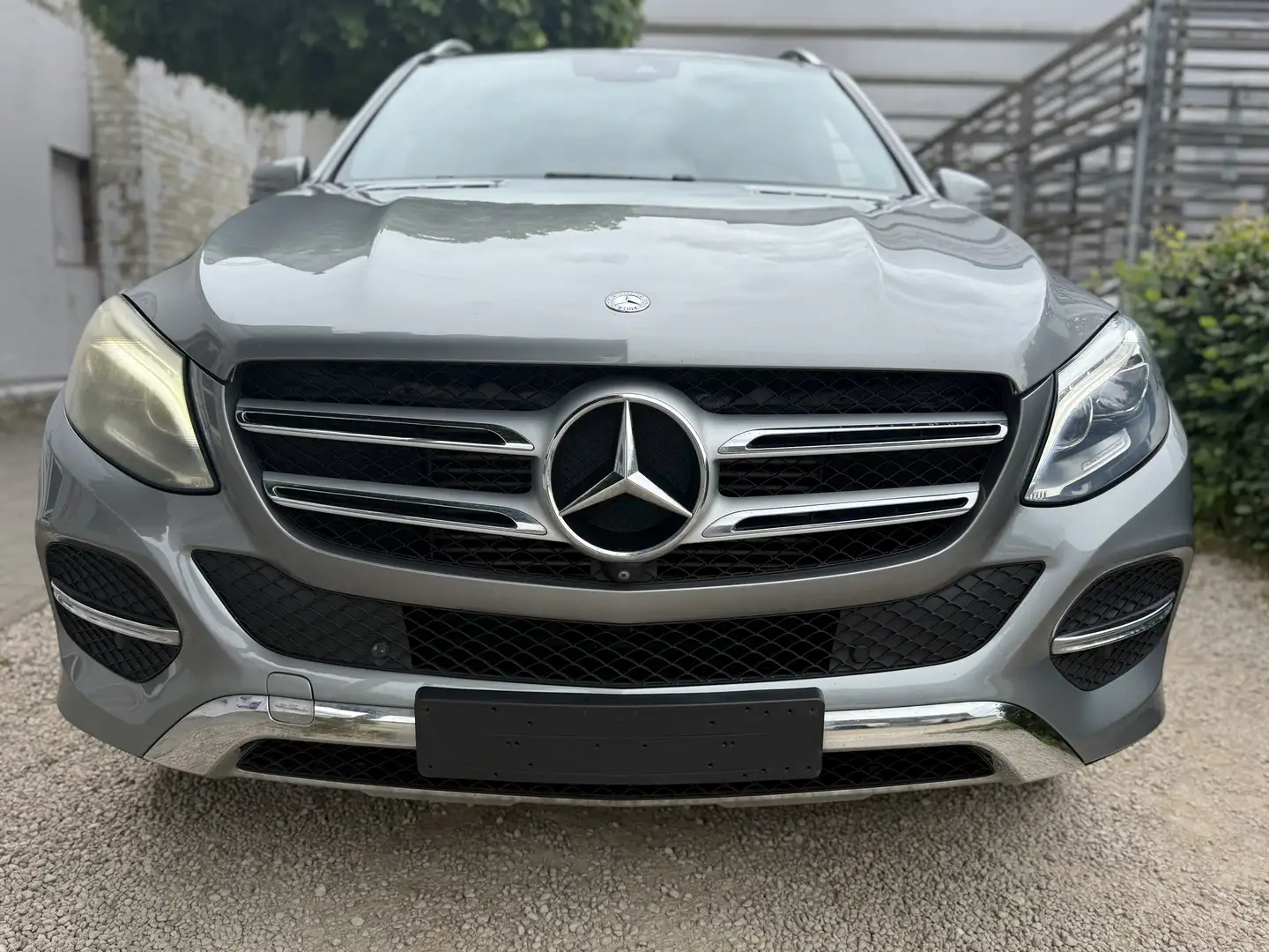 Mercedes-Benz GLE 250 d 4-Matic 15700 EUROS NETTO Gri - 2