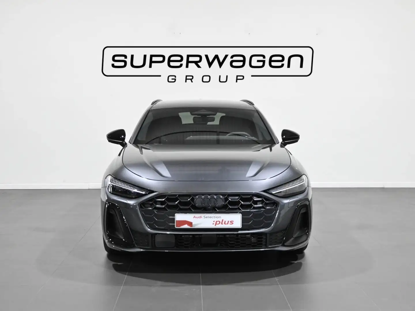 Audi A5 Avant e-hybrid Black line quattro S tronic 220kW Gris - 2