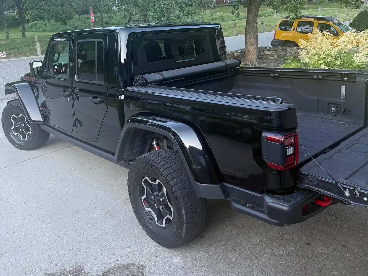 Jeep Gladiator снимка Jeep Gladiator