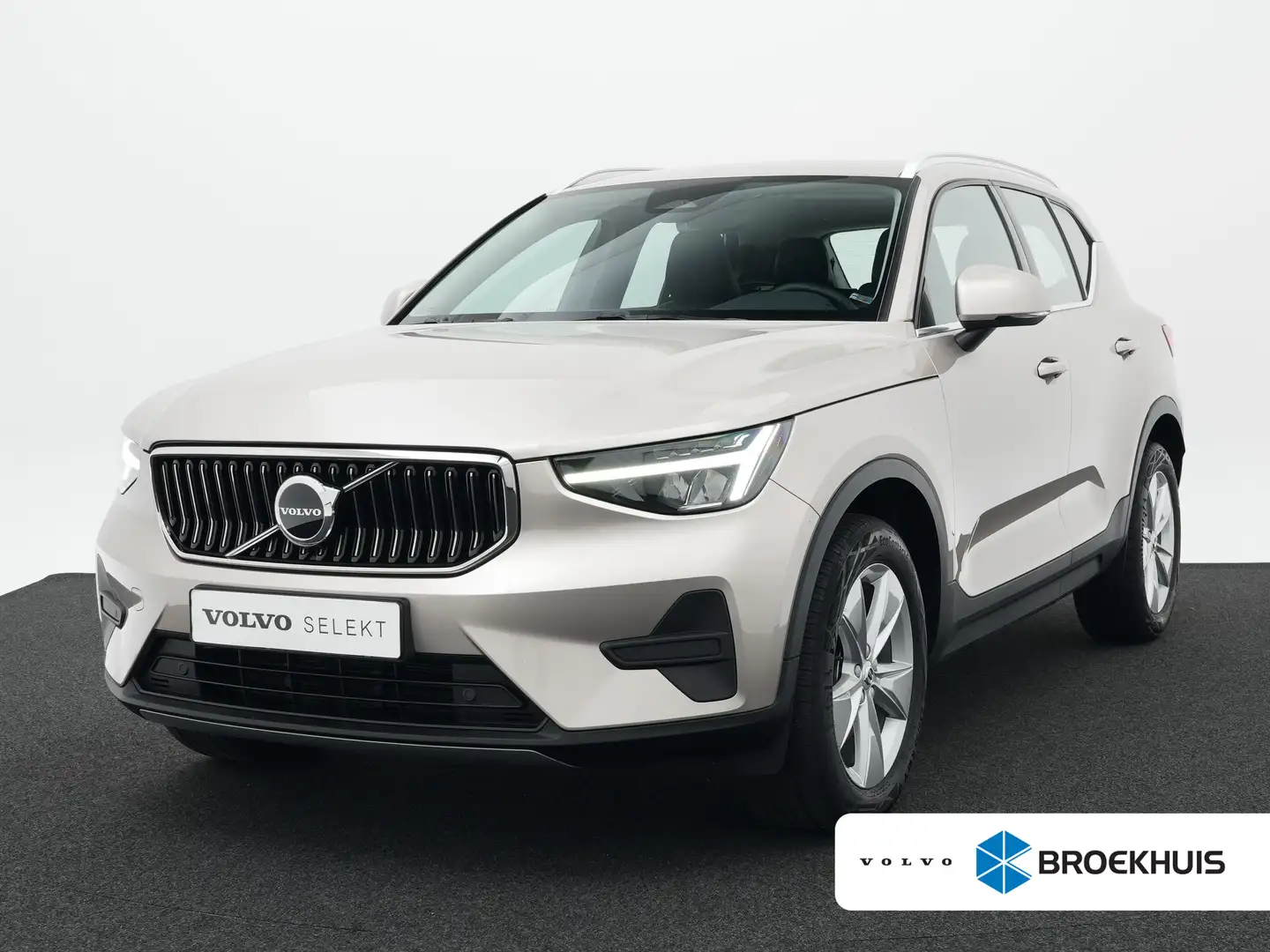 Volvo XC40 2.0 B3 Plus Bright | Harman Kardon | Leder | Adapt Grijs - 1