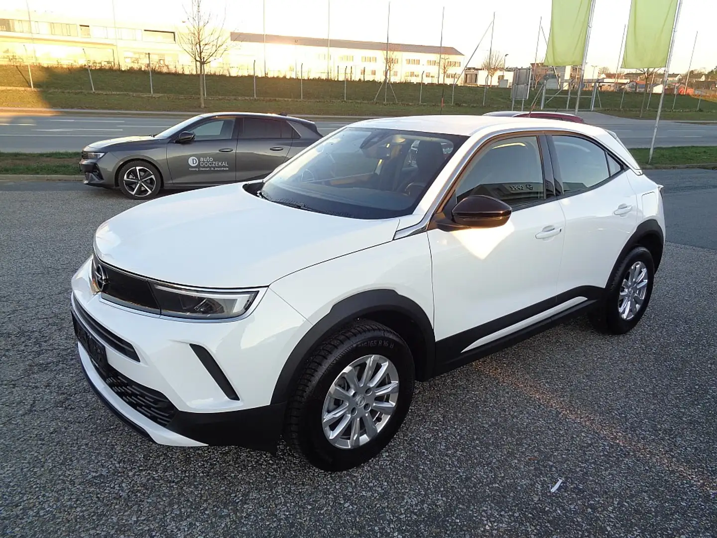 Opel Mokka 1,2 Direct Injection Turbo Edition Weiß - 1