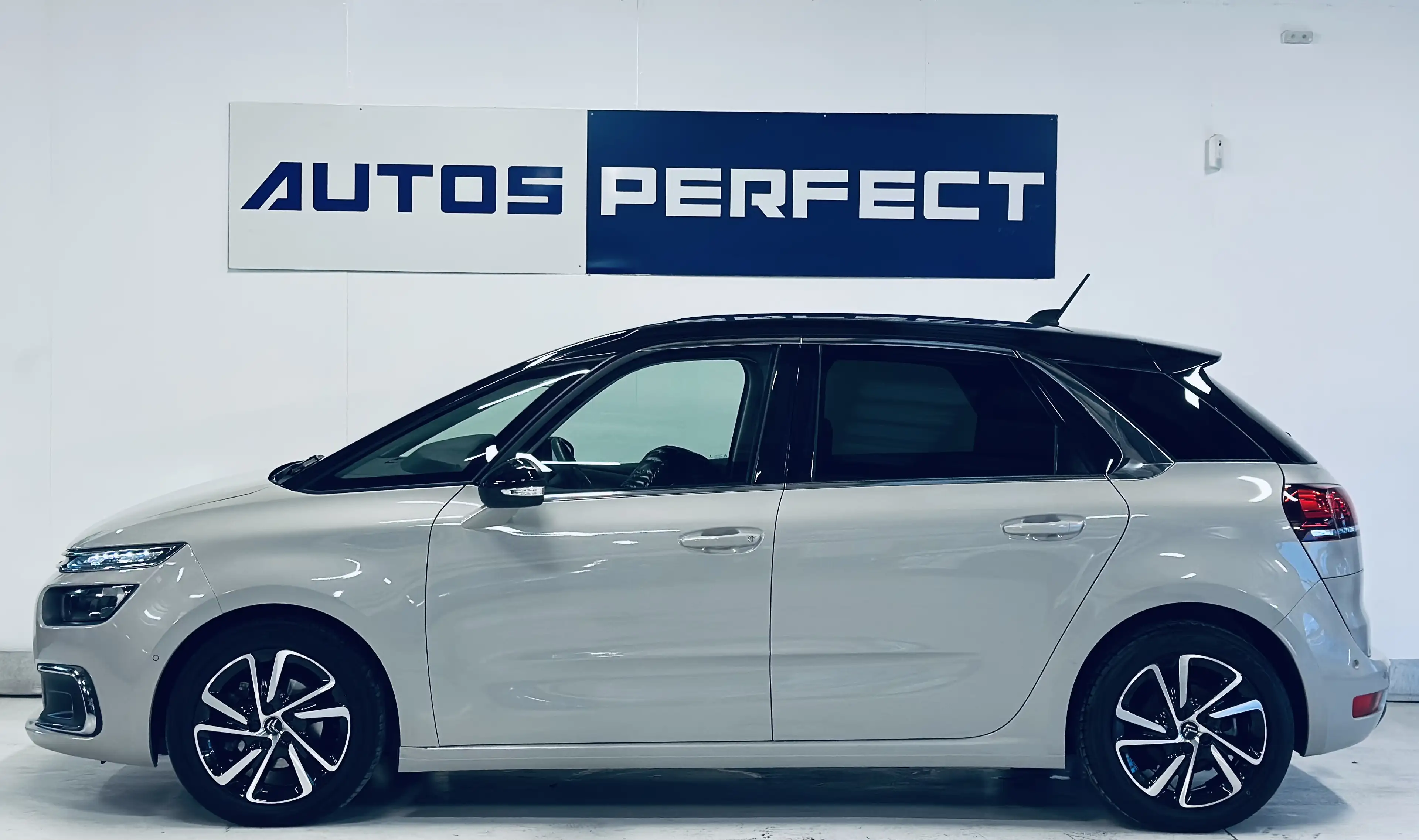 Citroen C4 SpaceTourer 1.5 BlueHDi 131cv BLACK EDITION NAVI CAMERA JA17 — photo 3