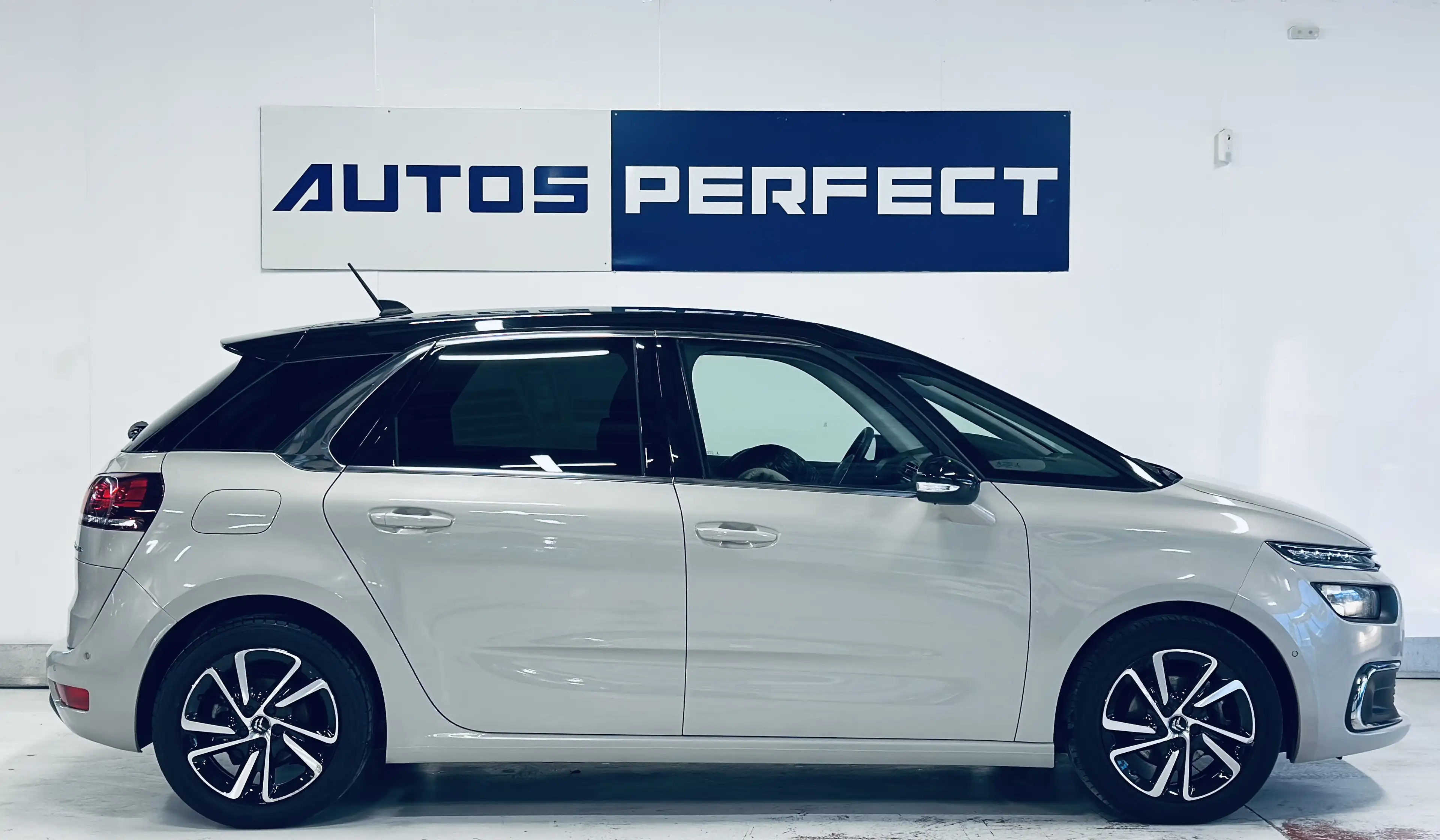 Citroen C4 SpaceTourer 1.5 BlueHDi 131cv BLACK EDITION NAVI CAMERA JA17 — photo 4