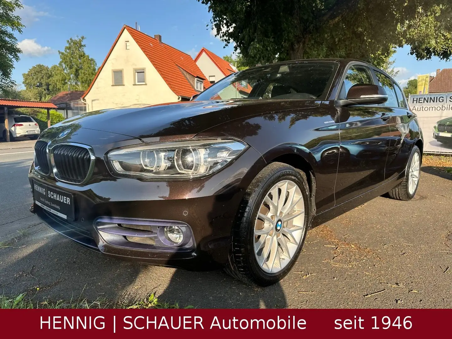 BMW 120 d Sport Line | Navi | Leder | Glasdach | LED Braun - 1