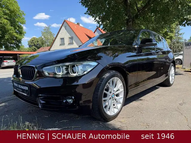 BMW 120 d Sport Line | Navi | Leder | Glasdach | LED