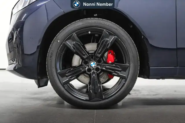 BMW X3 view 7