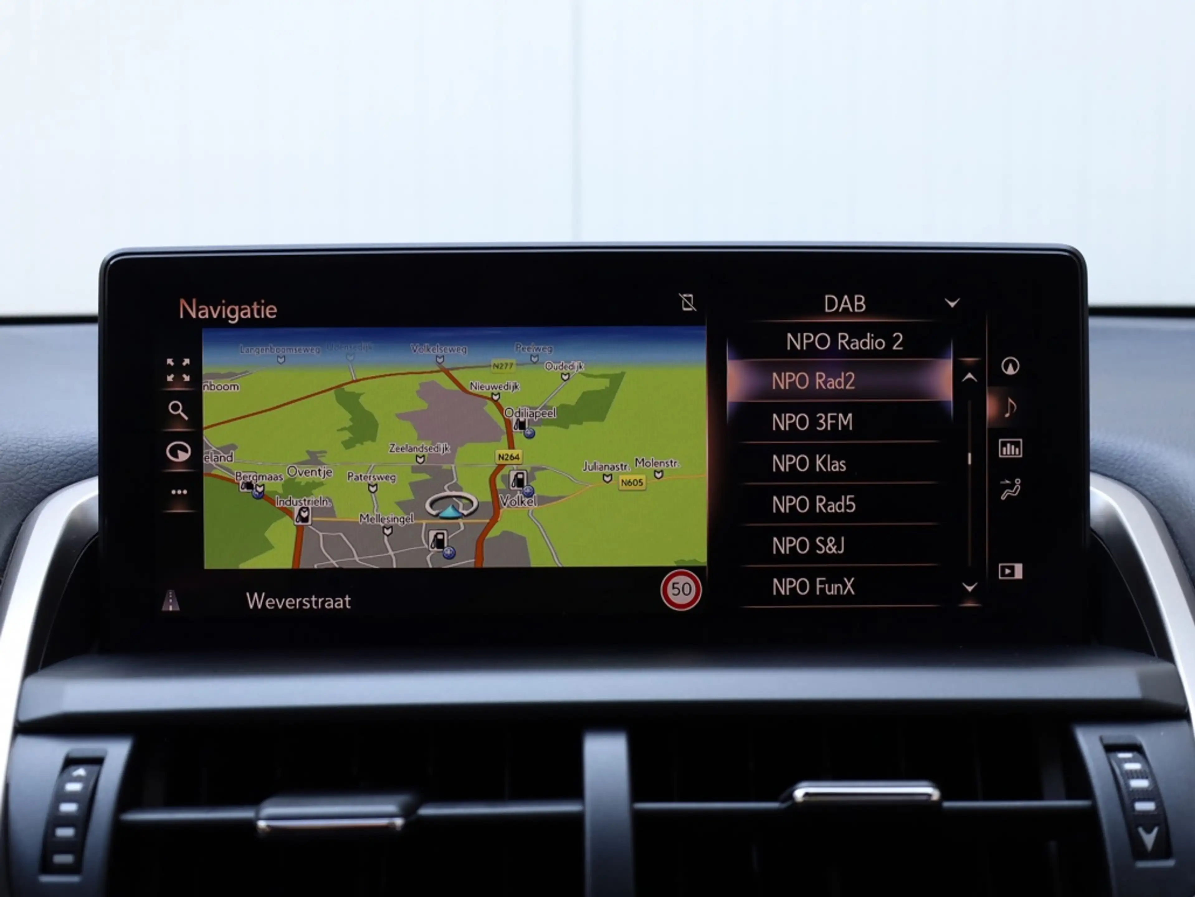 Lexus NX 300h AWD President Line | Panoramadak | Mark Levinson | — photo 28