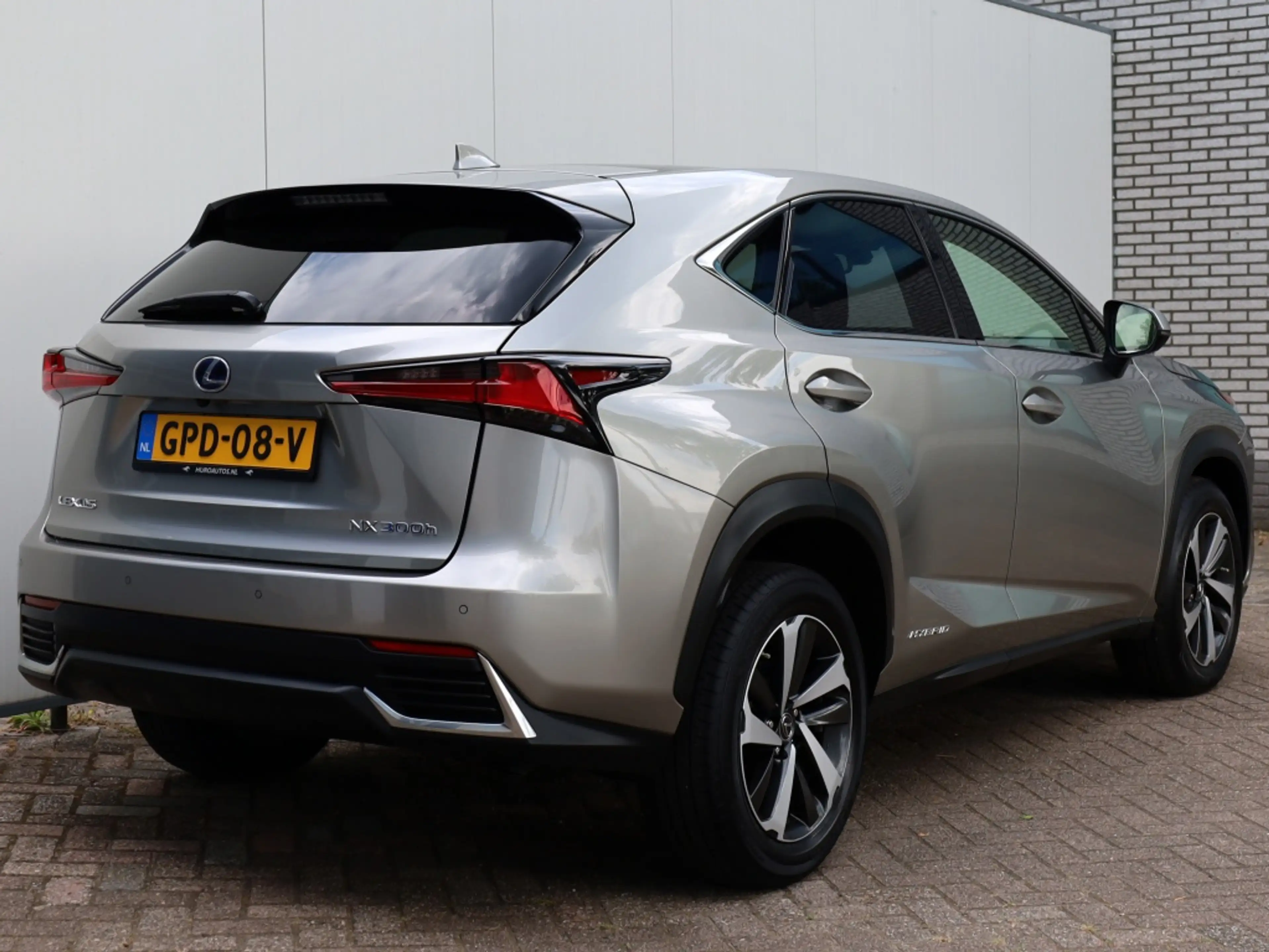Lexus NX 300h AWD President Line | Panoramadak | Mark Levinson | — photo 43