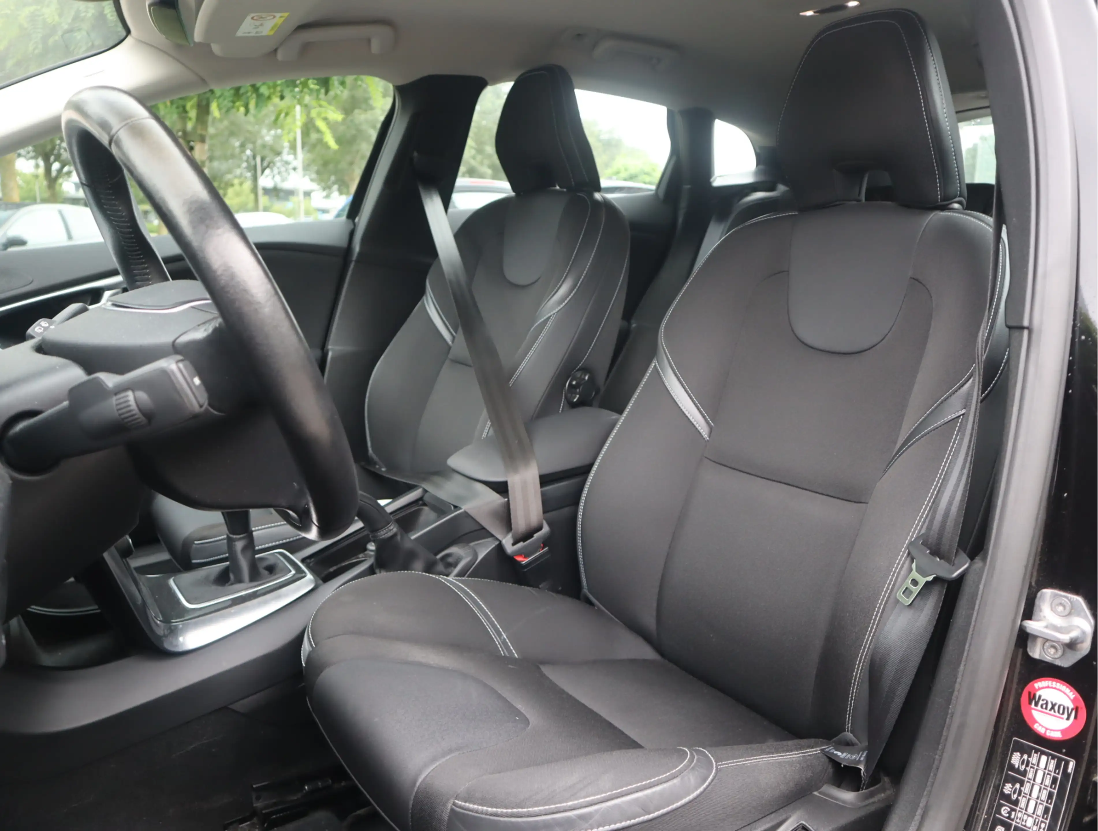 Volvo V40 2.0 D2 Nordic+ Navi / Elekramen / Cruise / Lm-velg — photo 9