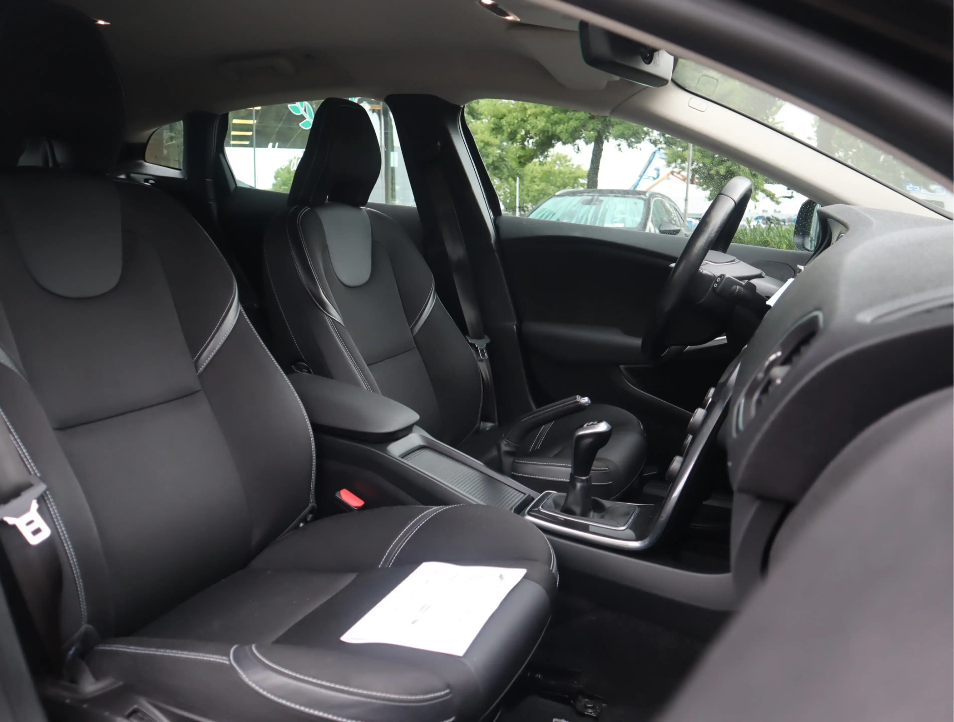 Volvo V40 2.0 D2 Nordic+ Navi / Elekramen / Cruise / Lm-velg — photo 15