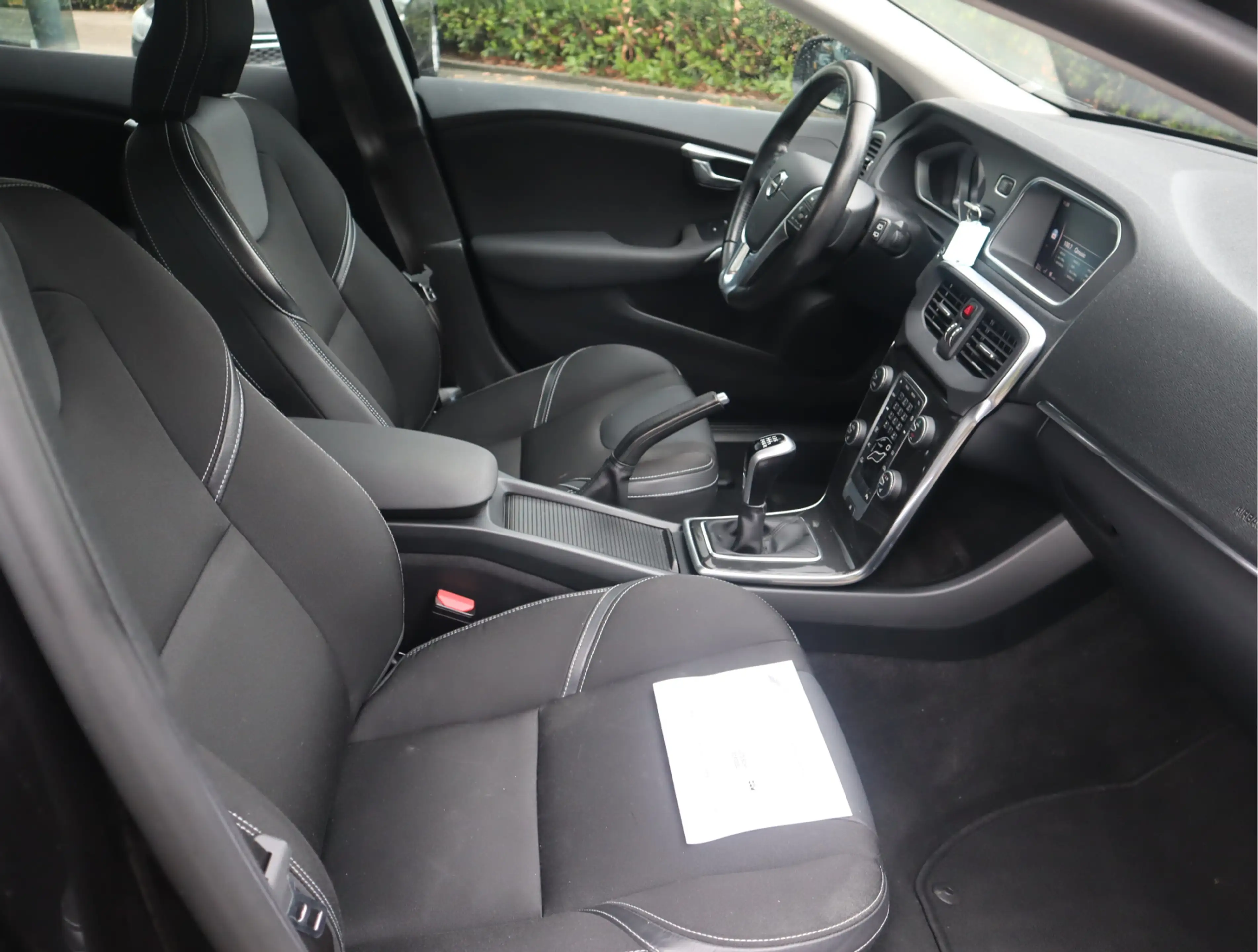 Volvo V40 2.0 D2 Nordic+ Navi / Elekramen / Cruise / Lm-velg — photo 16