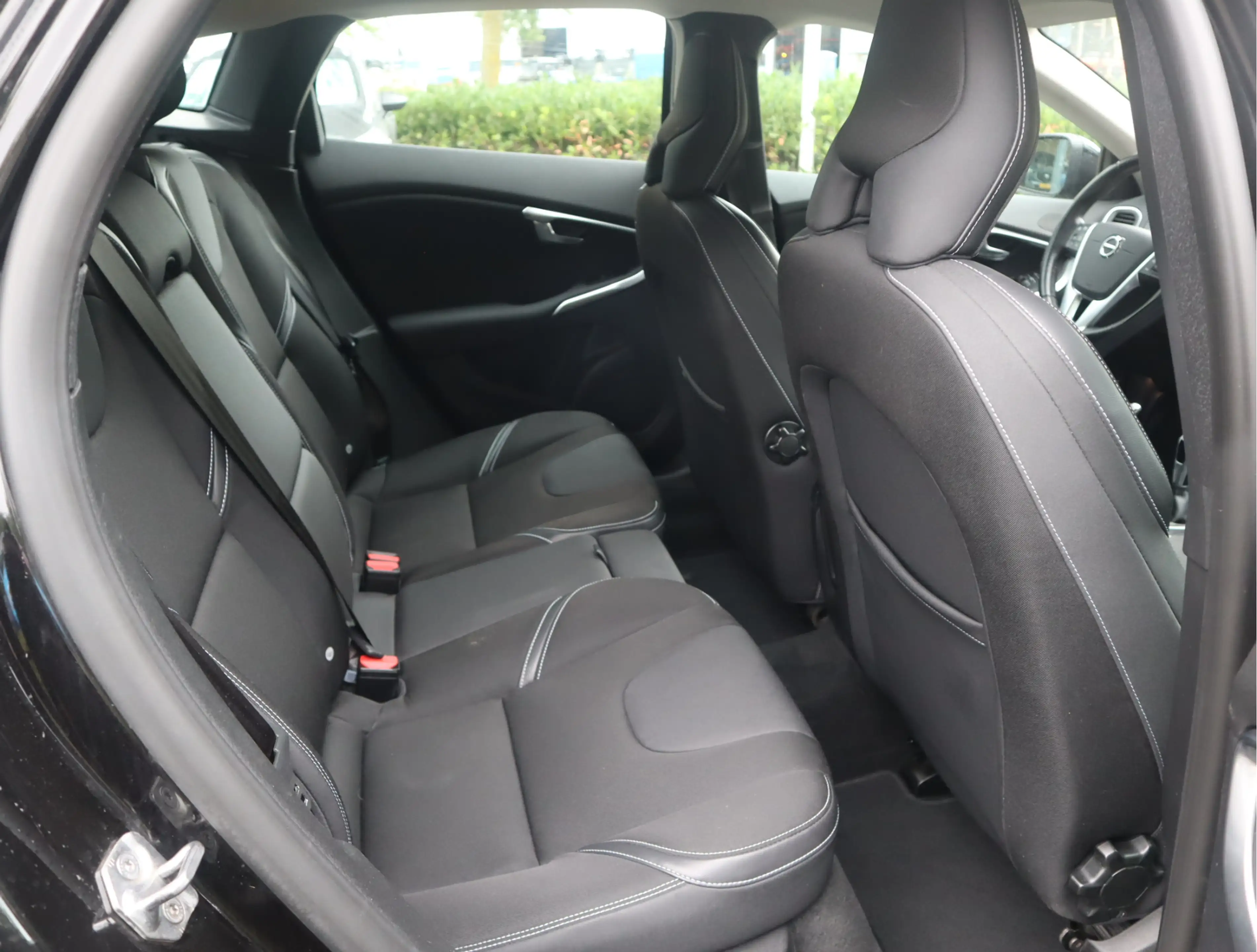 Volvo V40 2.0 D2 Nordic+ Navi / Elekramen / Cruise / Lm-velg — photo 14