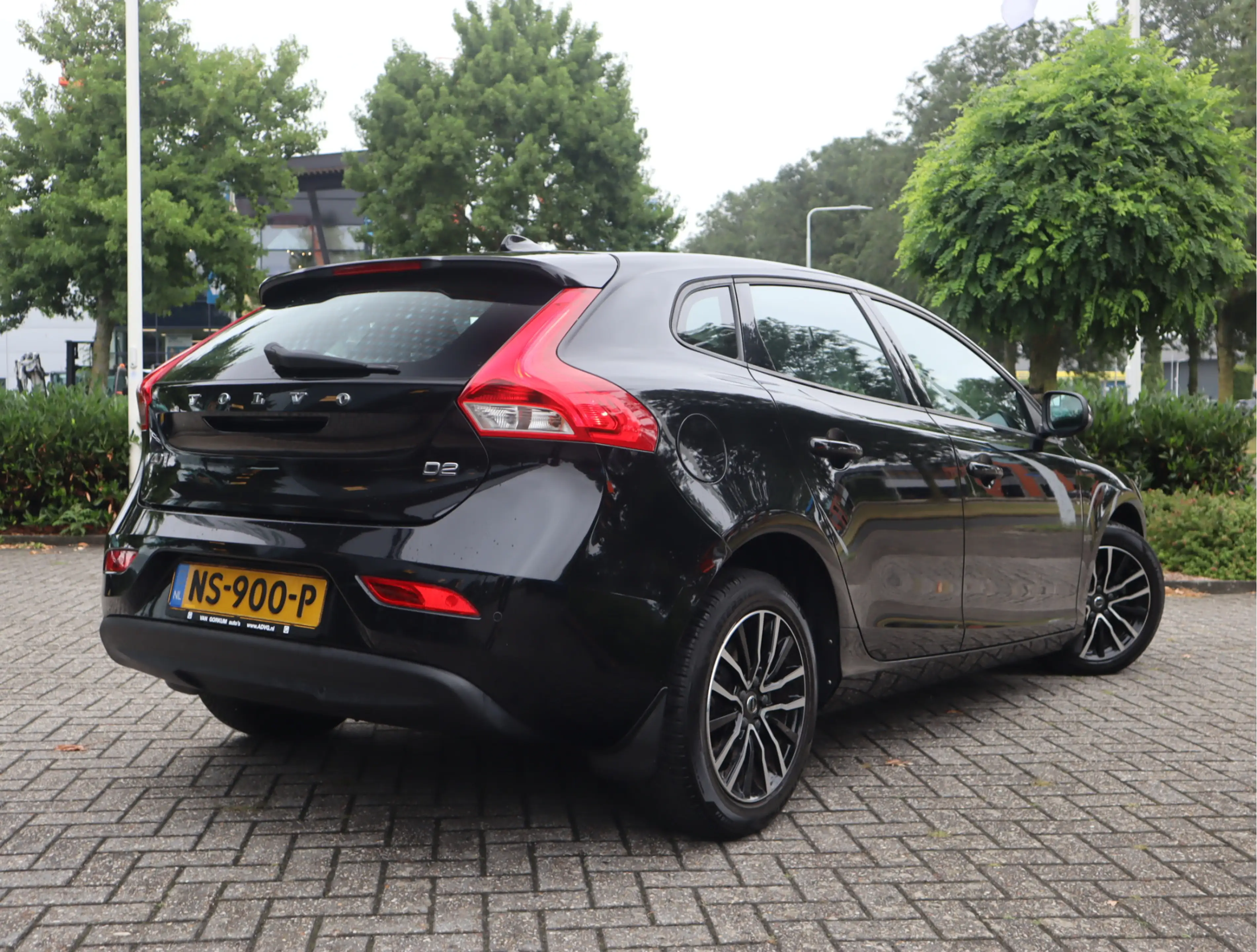Volvo V40 2.0 D2 Nordic+ Navi / Elekramen / Cruise / Lm-velg — photo 4