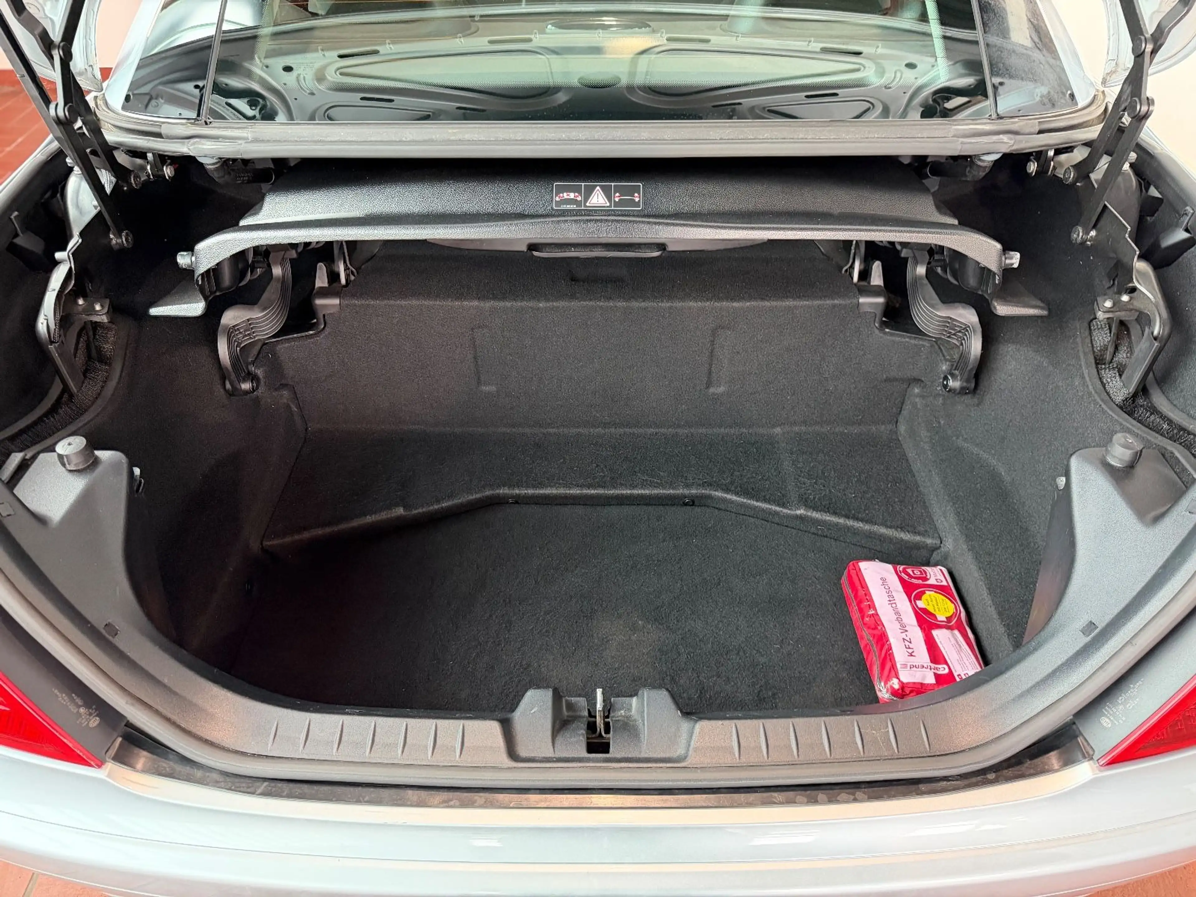 Mercedes-Benz SLK 200 Kompressor Roadster/NappaLeder/Airscarf — photo 9