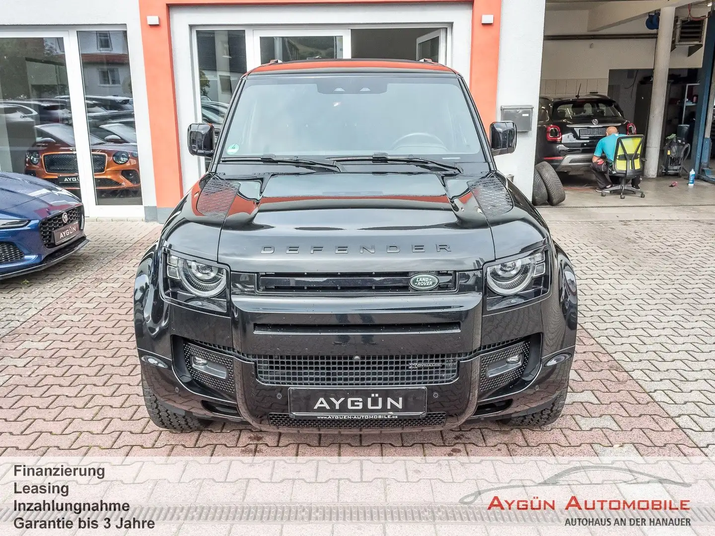 Land Rover Defender 110 D250 X-DYNAMIC HSE*FALTDACH* Schwarz - 2