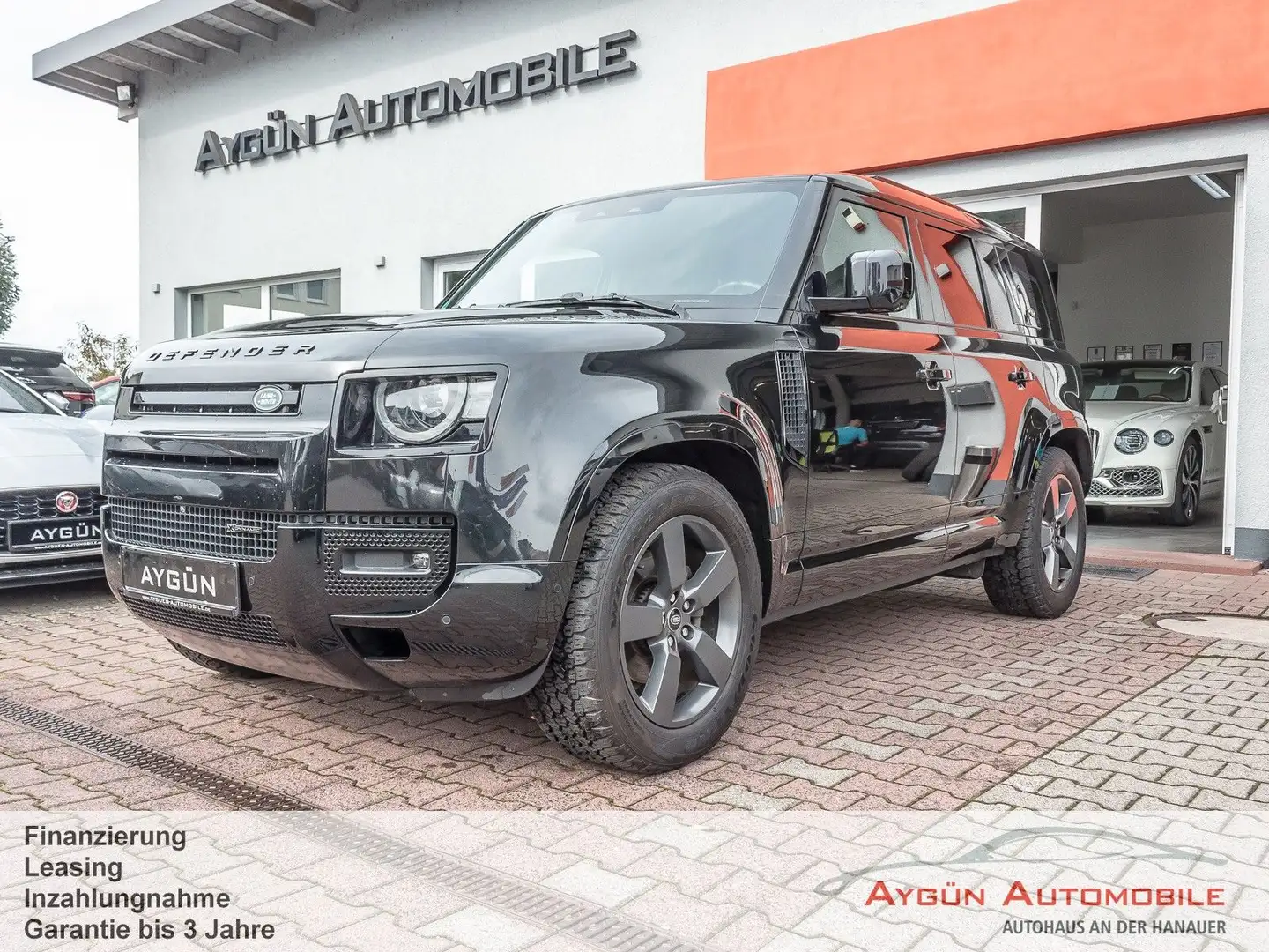 Land Rover Defender 110 D250 X-DYNAMIC HSE*FALTDACH* Schwarz - 1