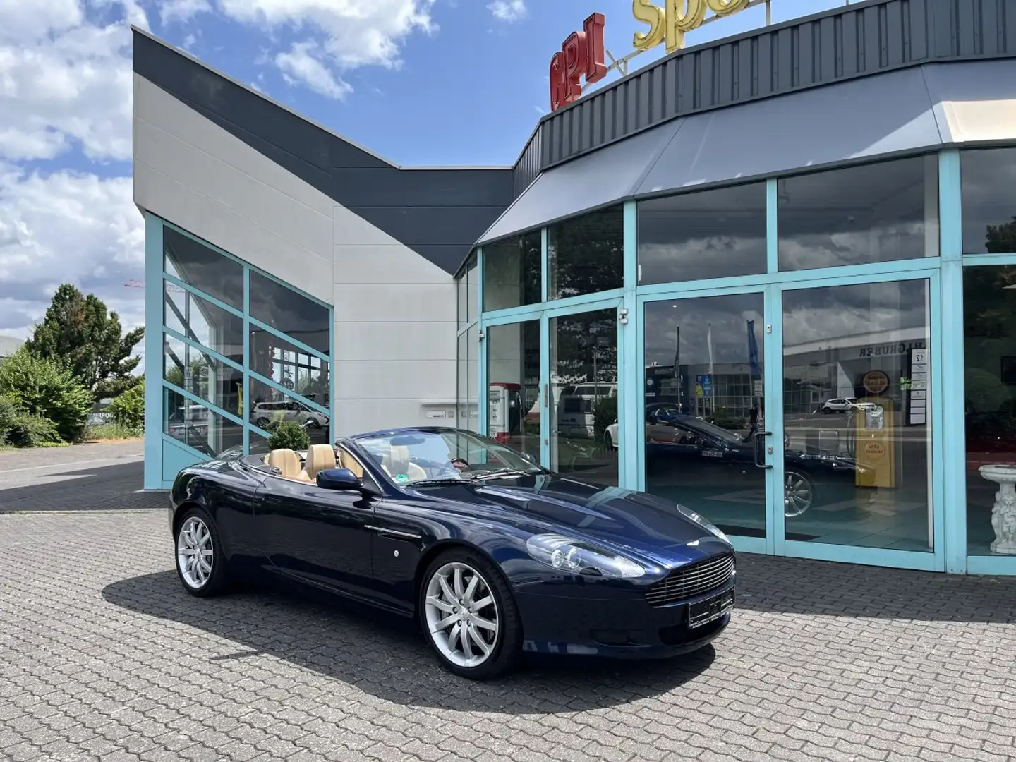 Aston Martin DB9 Volante mit top Historie Modrá - 1