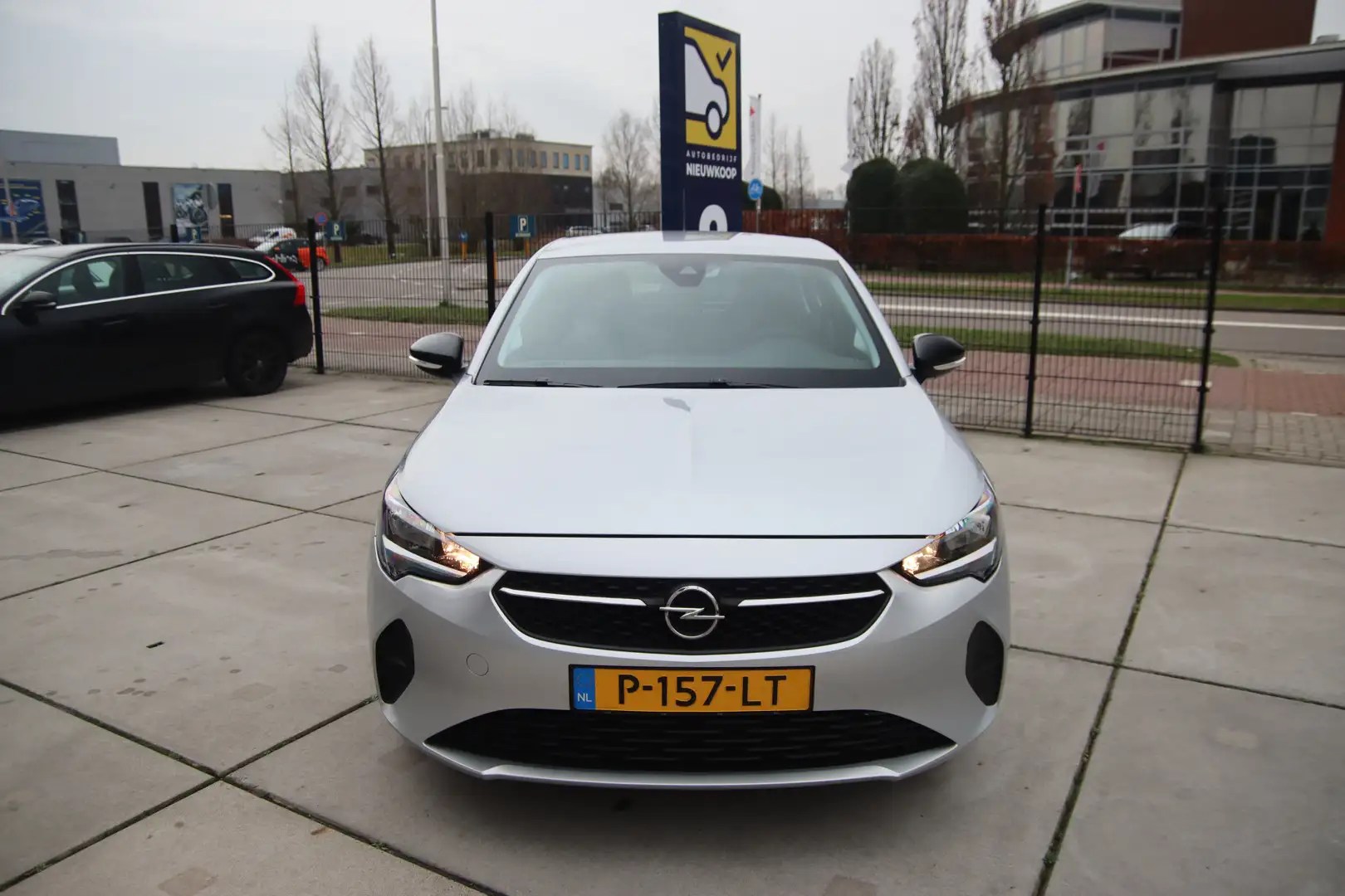 Opel Corsa 1.2 Turbo Edition Carplay, Navi, Laneassist, Cruis Grijs - 2