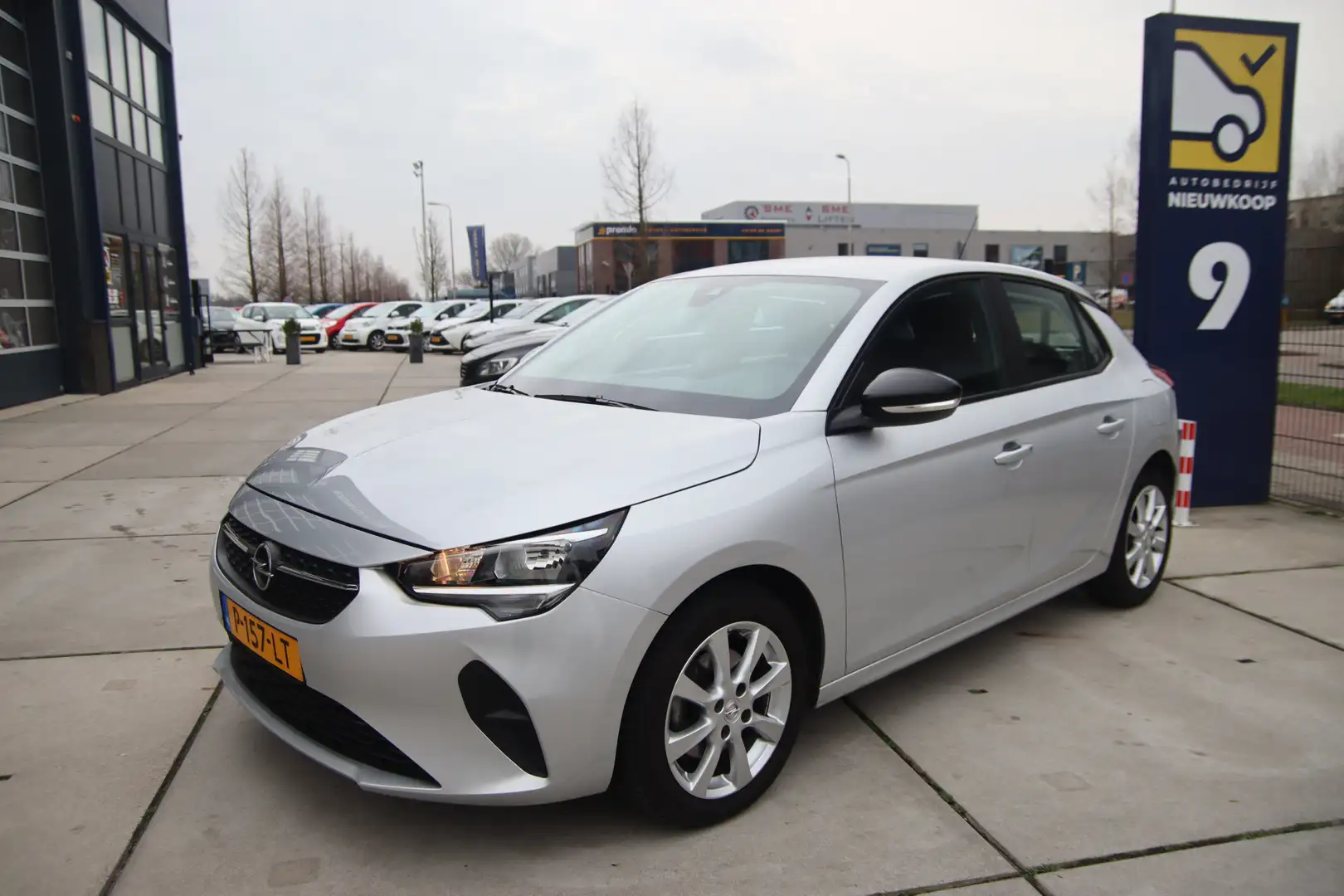 Opel Corsa 1.2 Turbo Edition Carplay, Navi, Laneassist, Cruis Grijs - 1