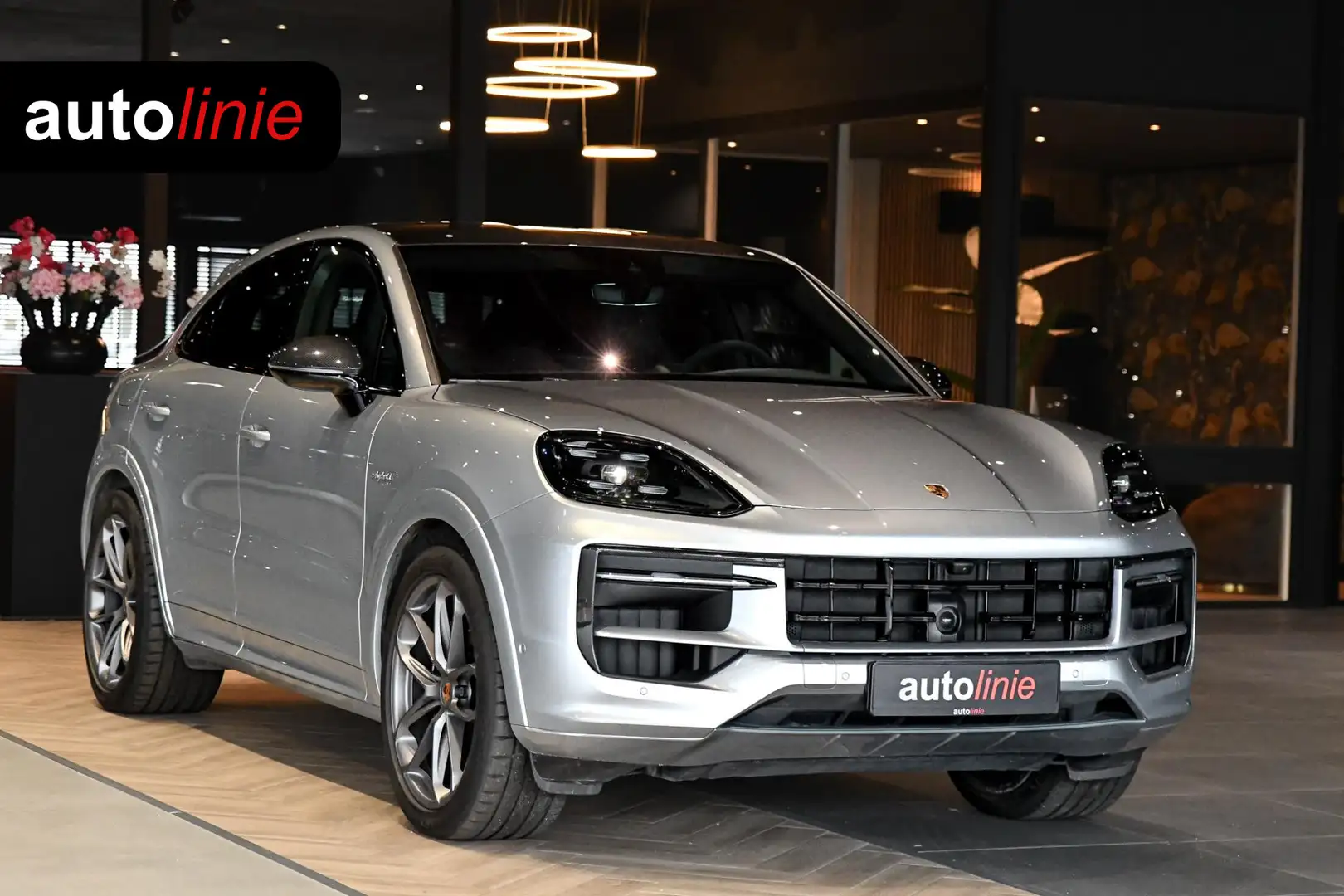 Porsche Cayenne Coupé 3.0 E-Hybrid. GT Pakket. Carbon, Leder, Soft Zilver - 1