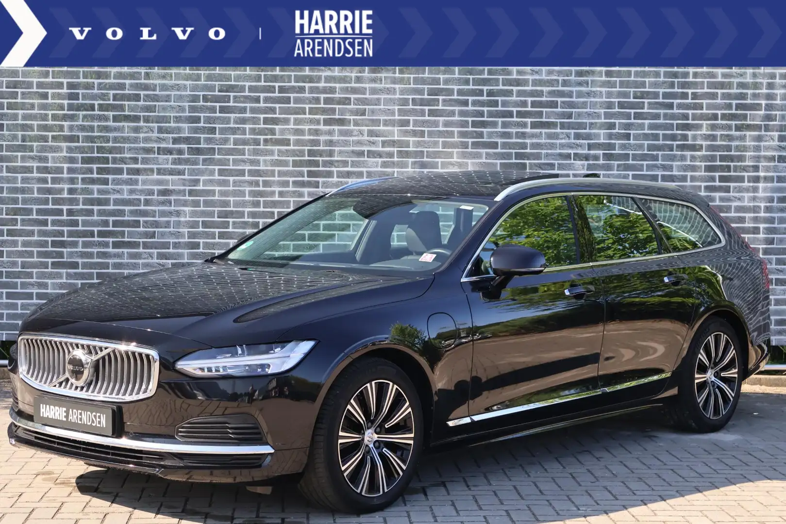 Volvo V90 Recharge T6 AWD Inscription | Panoramadak | Adapti Zwart - 1
