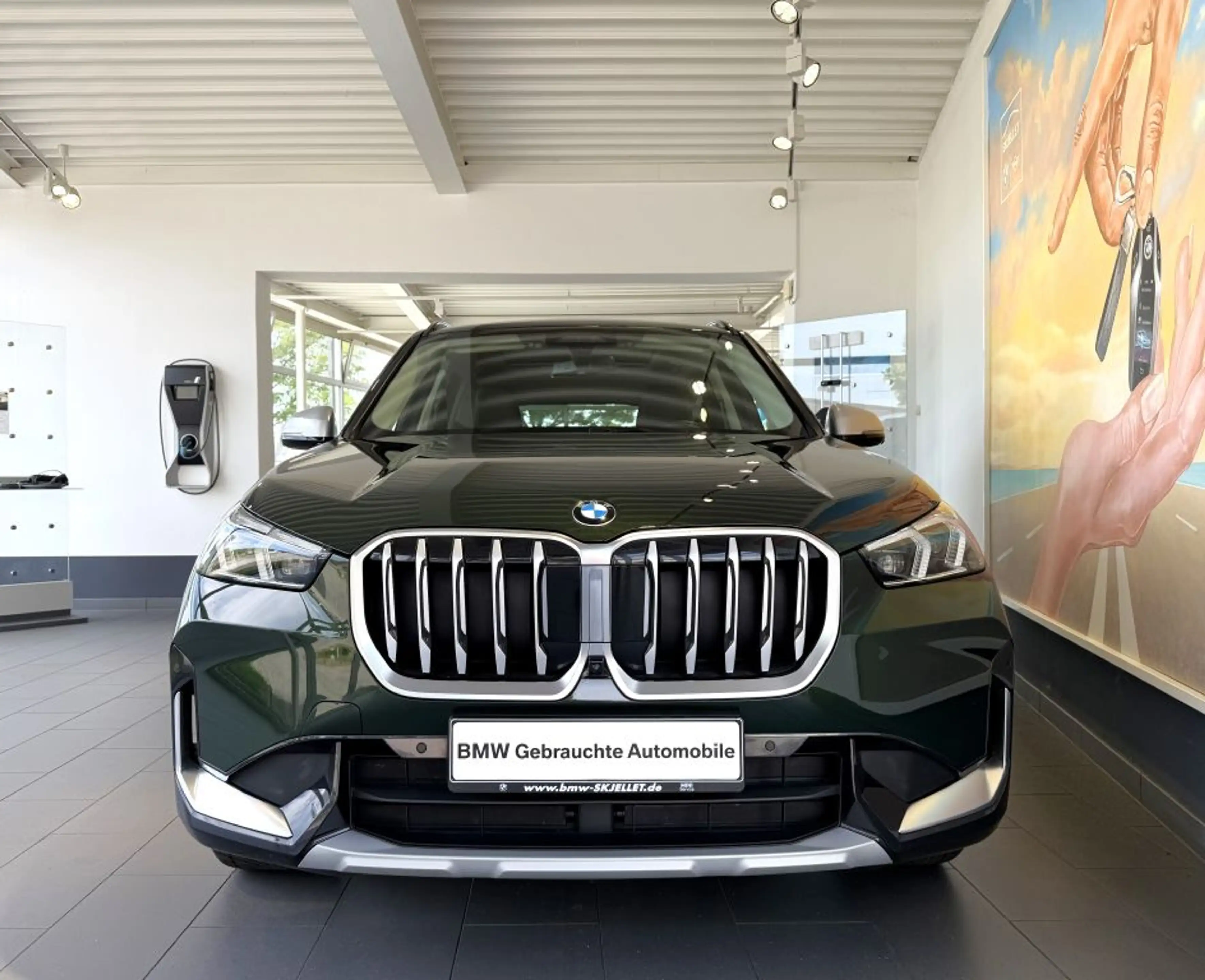 BMW X1 sDr.18i xLine PANO+ACC+HARM+SPUR+LEDadp.+KOMF — photo 11
