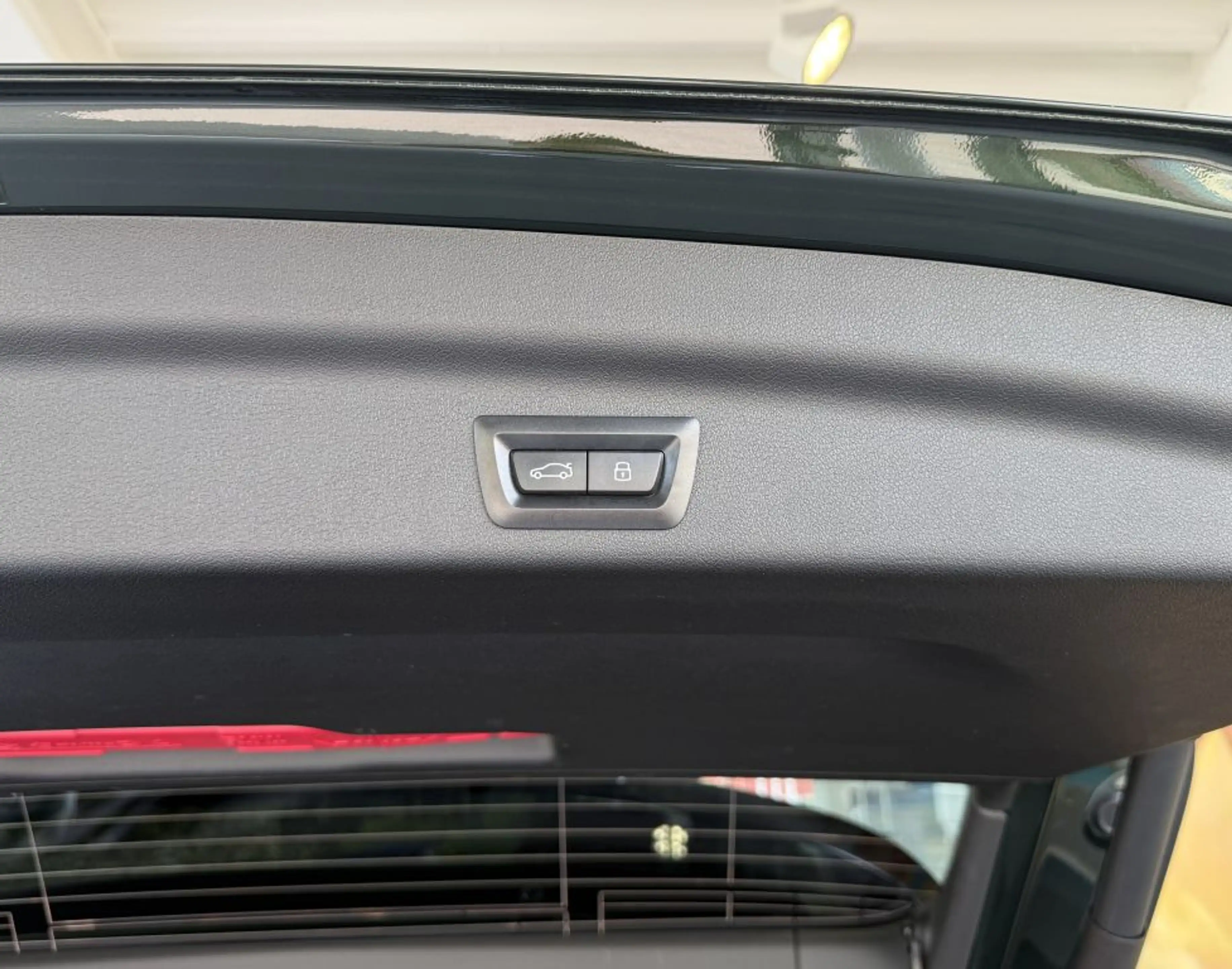 BMW X1 sDr.18i xLine PANO+ACC+HARM+SPUR+LEDadp.+KOMF — photo 15