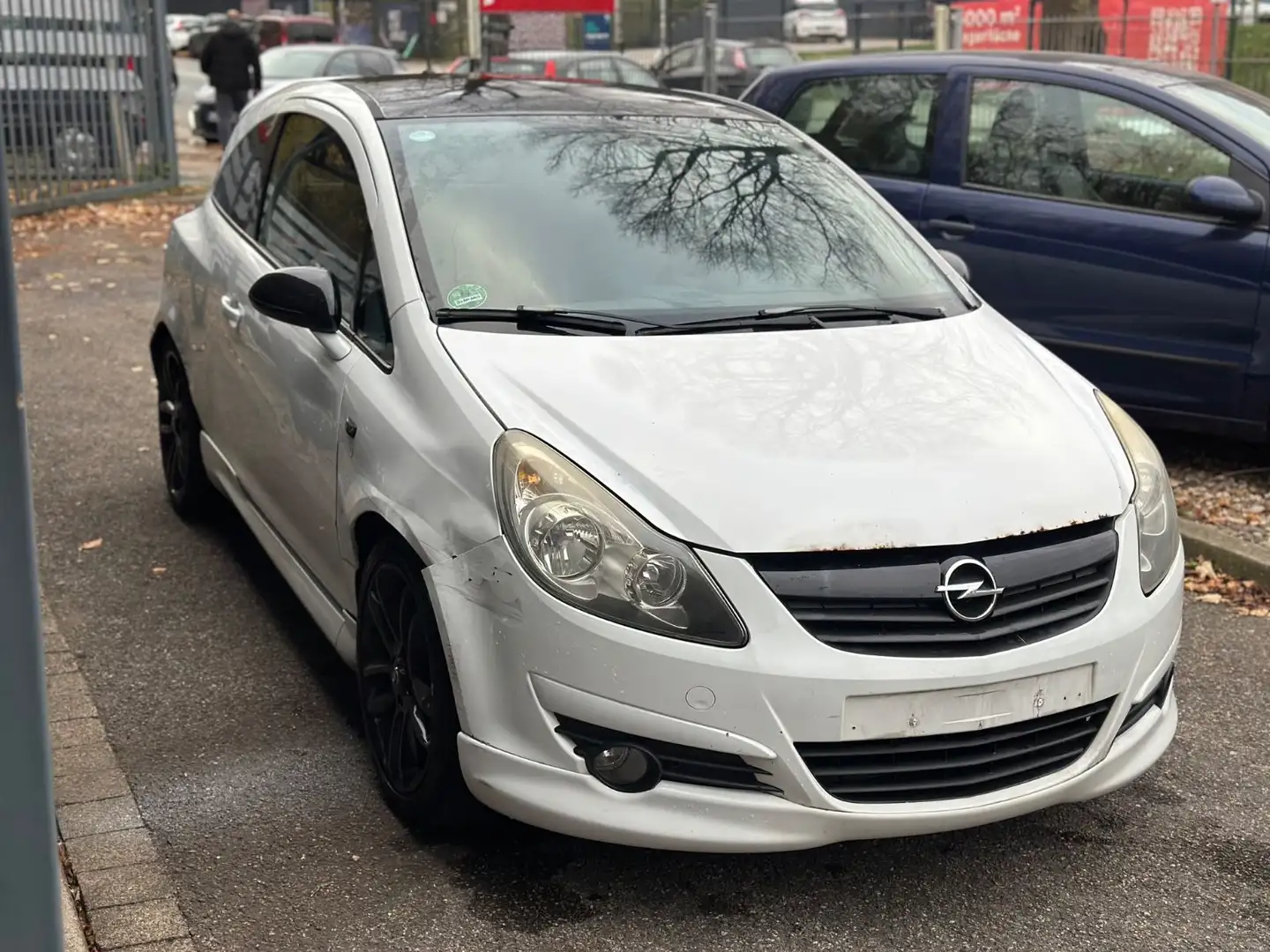 Opel Corsa D Limited Edition Weiß - 1