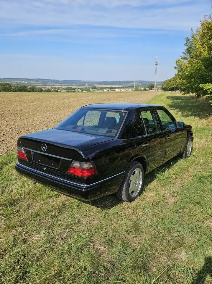 Mercedes-Benz 200, foto 4