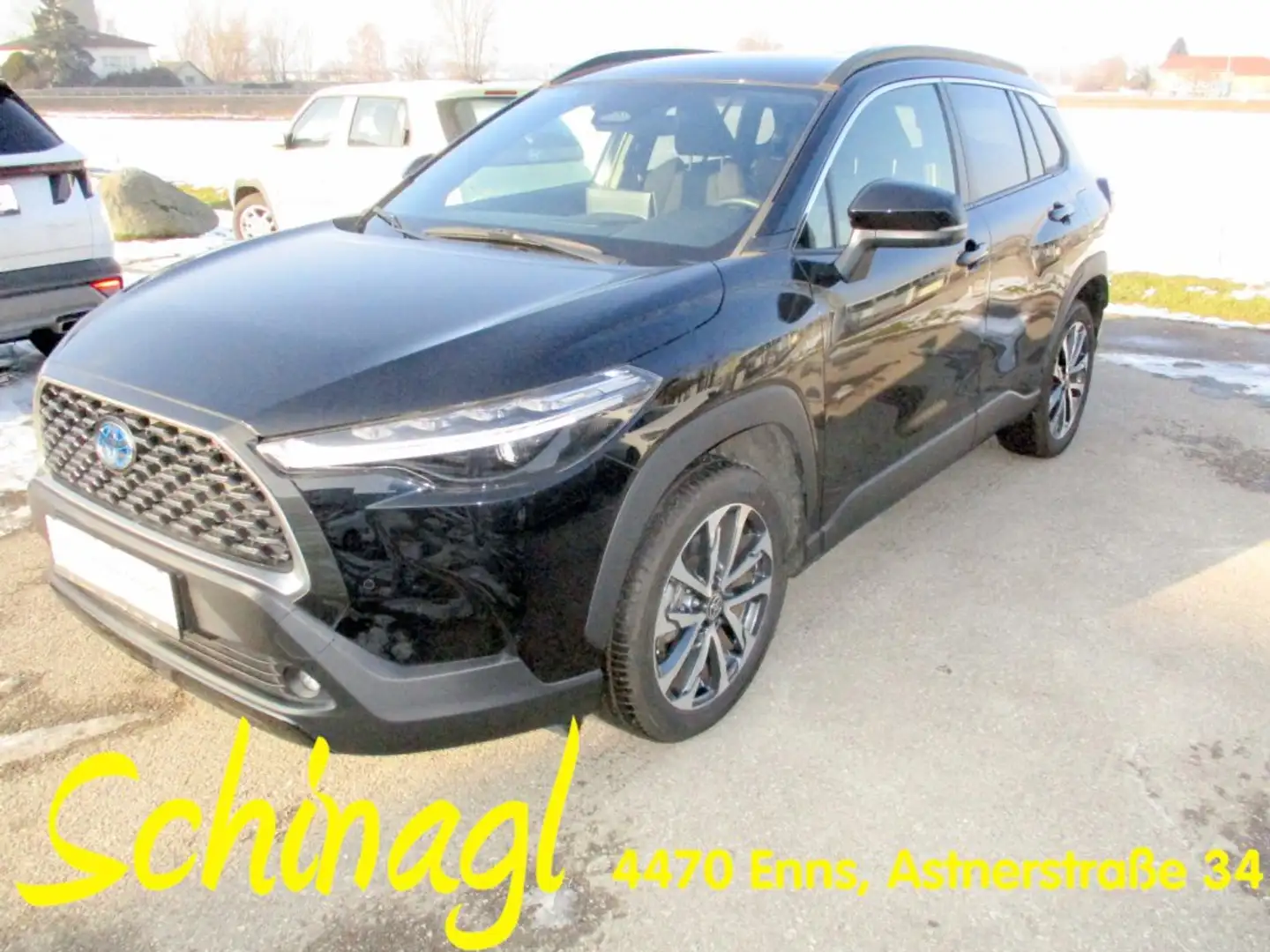 Toyota Corolla Cross 2,0 2WD Active Drive Schwarz - 1