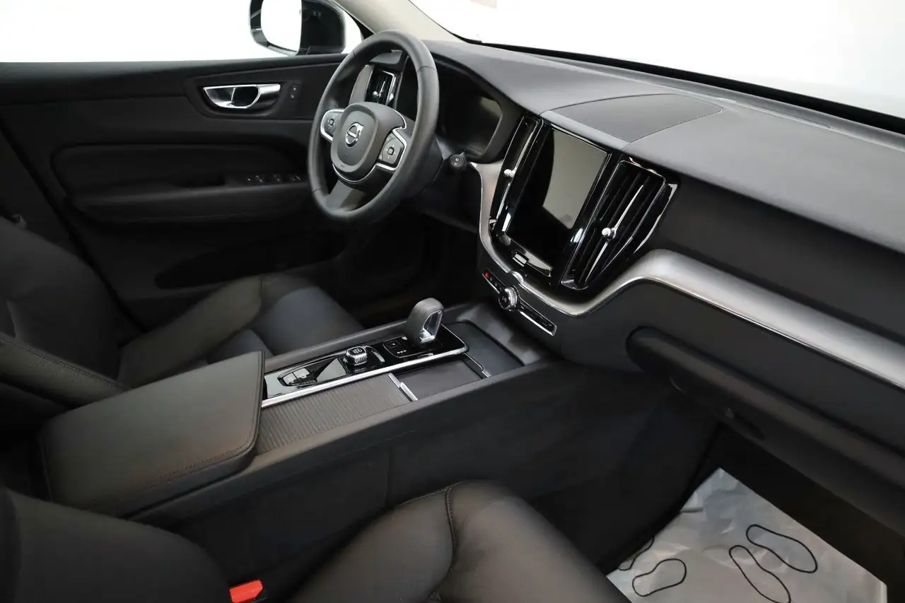 2022 Volvo XC60 T6 Recharge  AWD Leder,Navi,LED,Auto Pilot, photograph 3