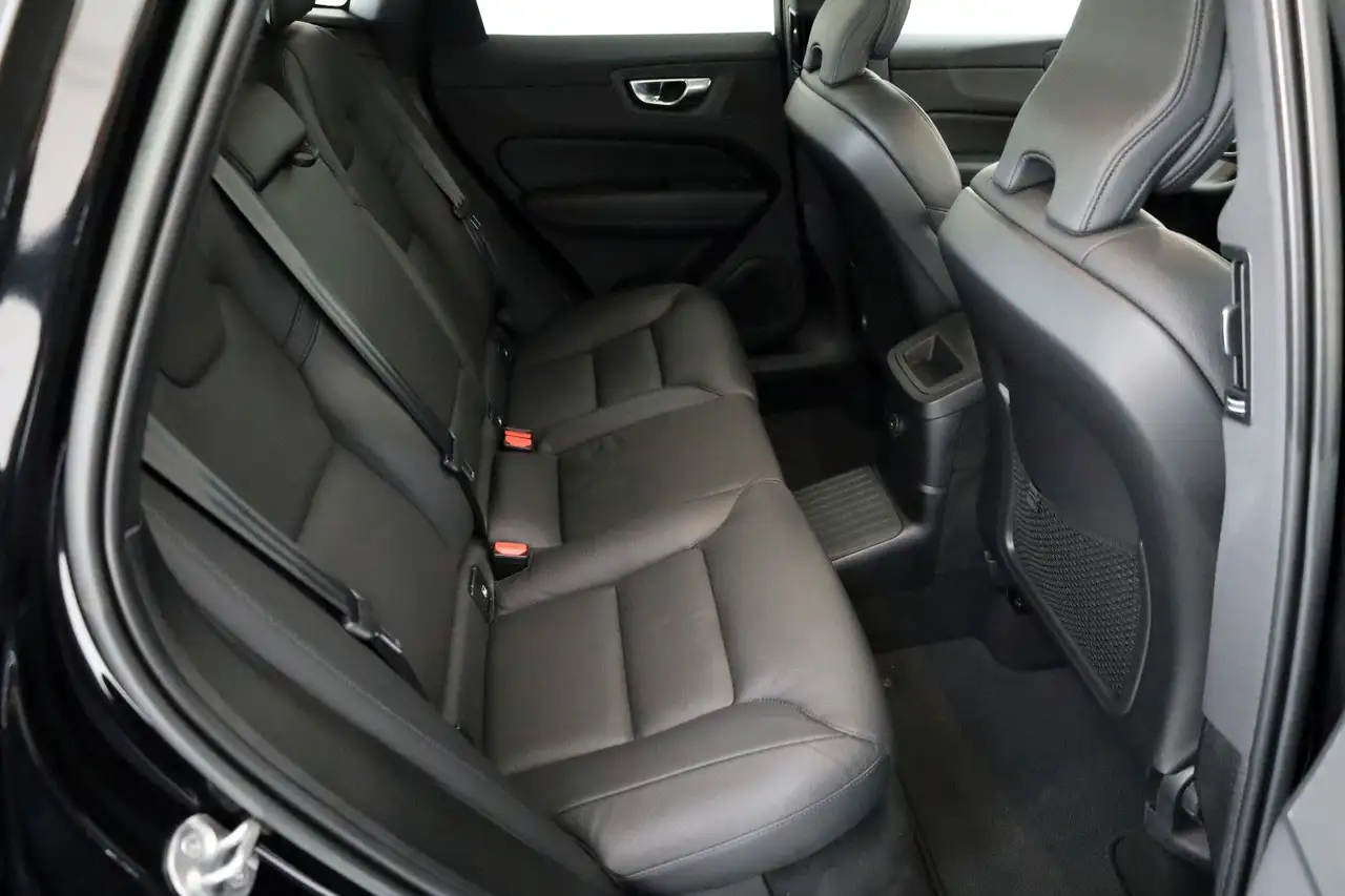 2022 Volvo XC60 T6 Recharge  AWD Leder,Navi,LED,Auto Pilot, photograph 7