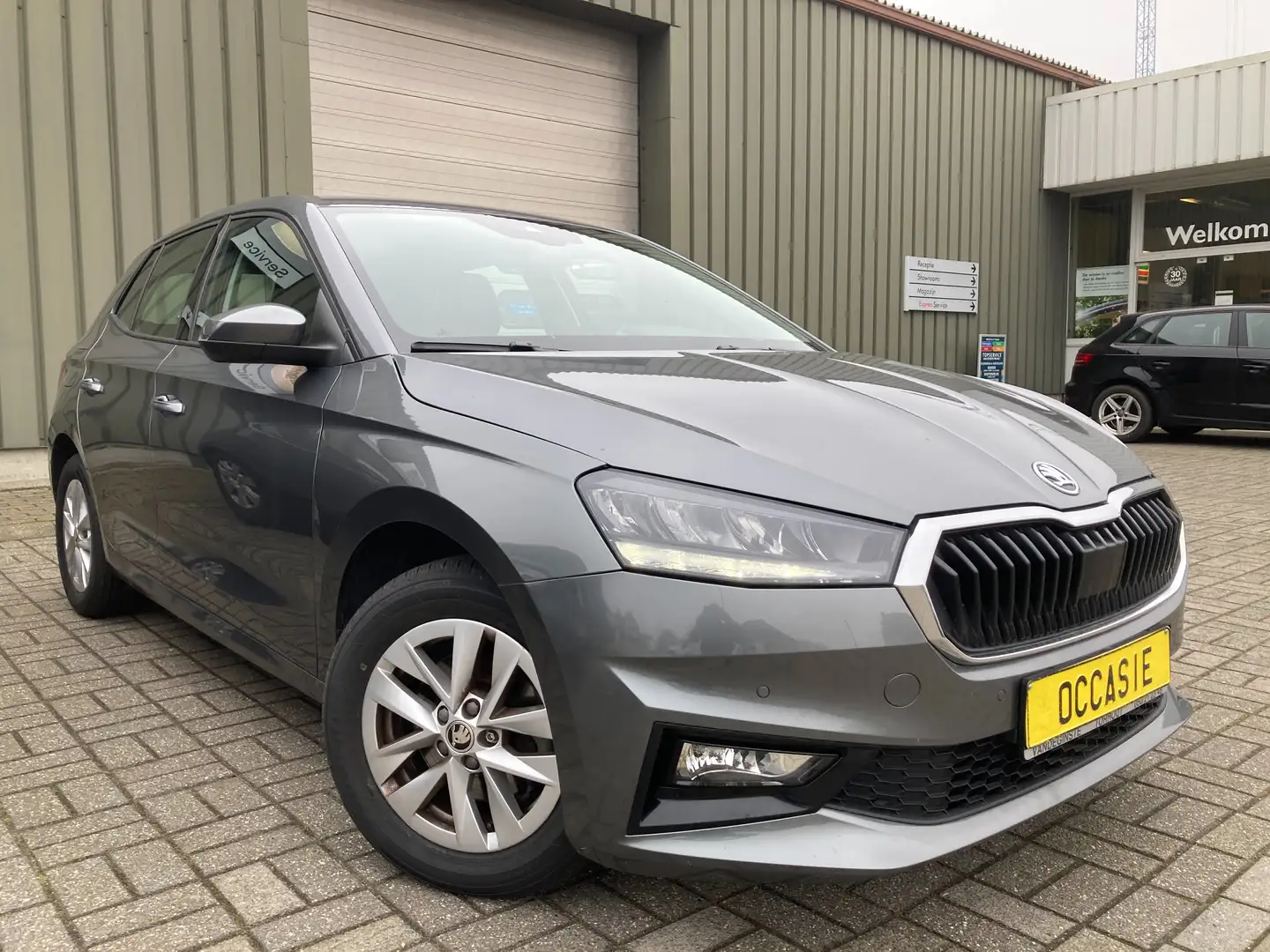 Skoda Fabia -AUTOMAAT -GPS -Airco -App -Cruise -LED -Camera Gris - 1