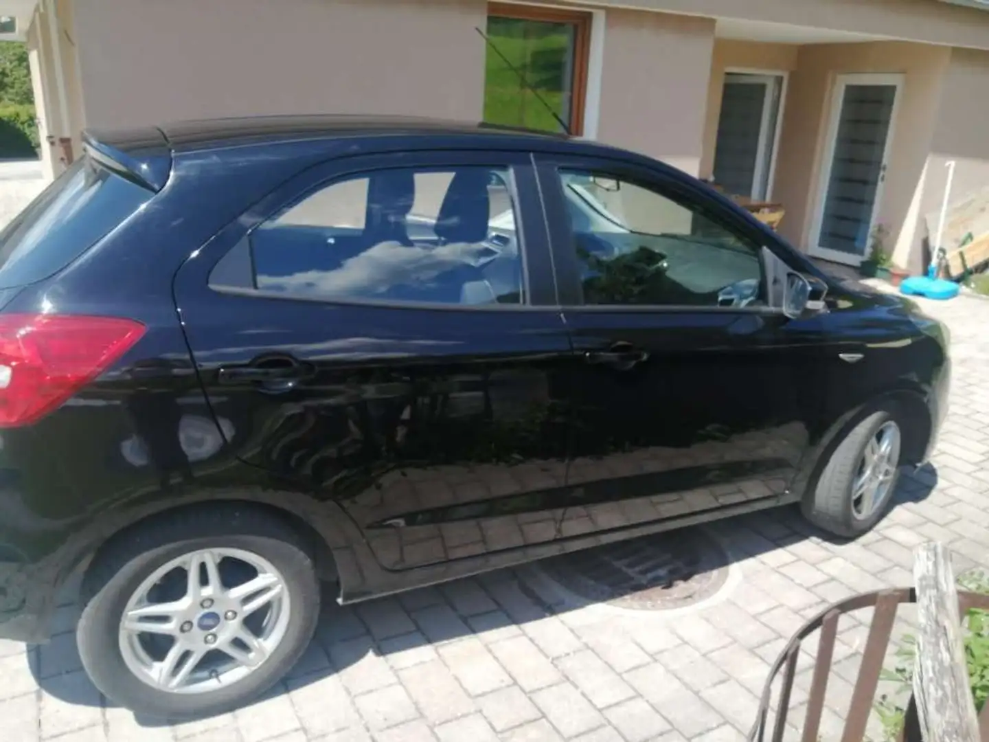 Ford Ka/Ka+ Ka+ 1,2 Ti-VCT Trend Trend Schwarz - 1