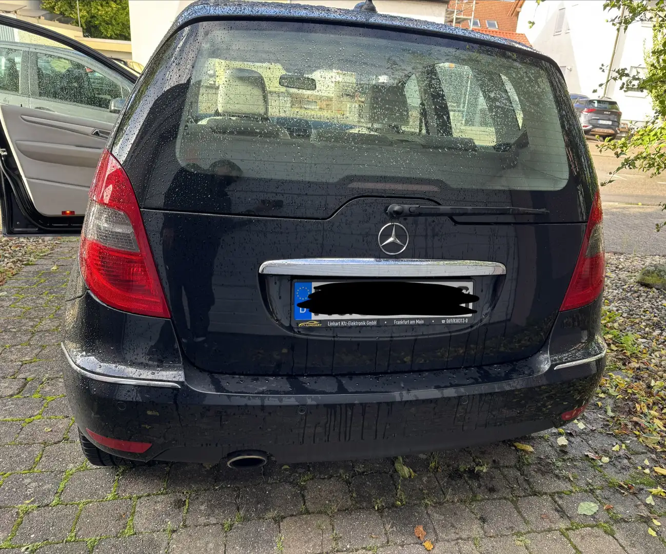 Mercedes-Benz A 180 BlueEFFICIENCY Avantgarde 1.Hand - 2