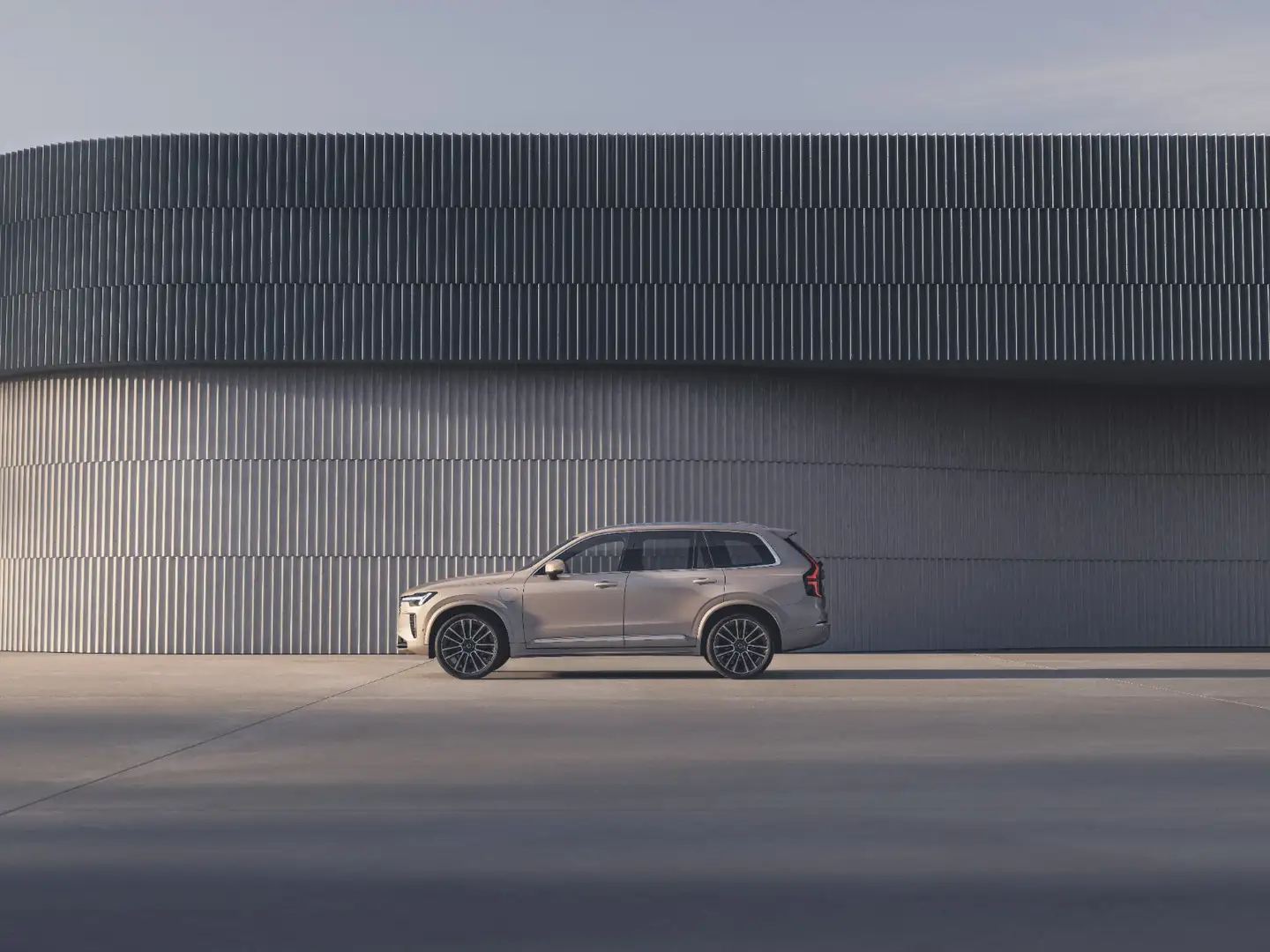 Volvo XC90 T8 Grijs - 2