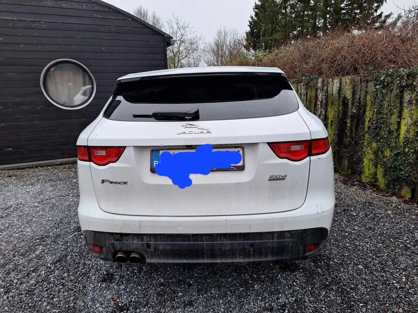 Jaguar F-Pace F-Pace+2.0+D+AWD+R-Sport - 2