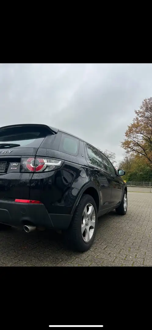 Land Rover Discovery Sport eD4 Pure Schwarz - 2