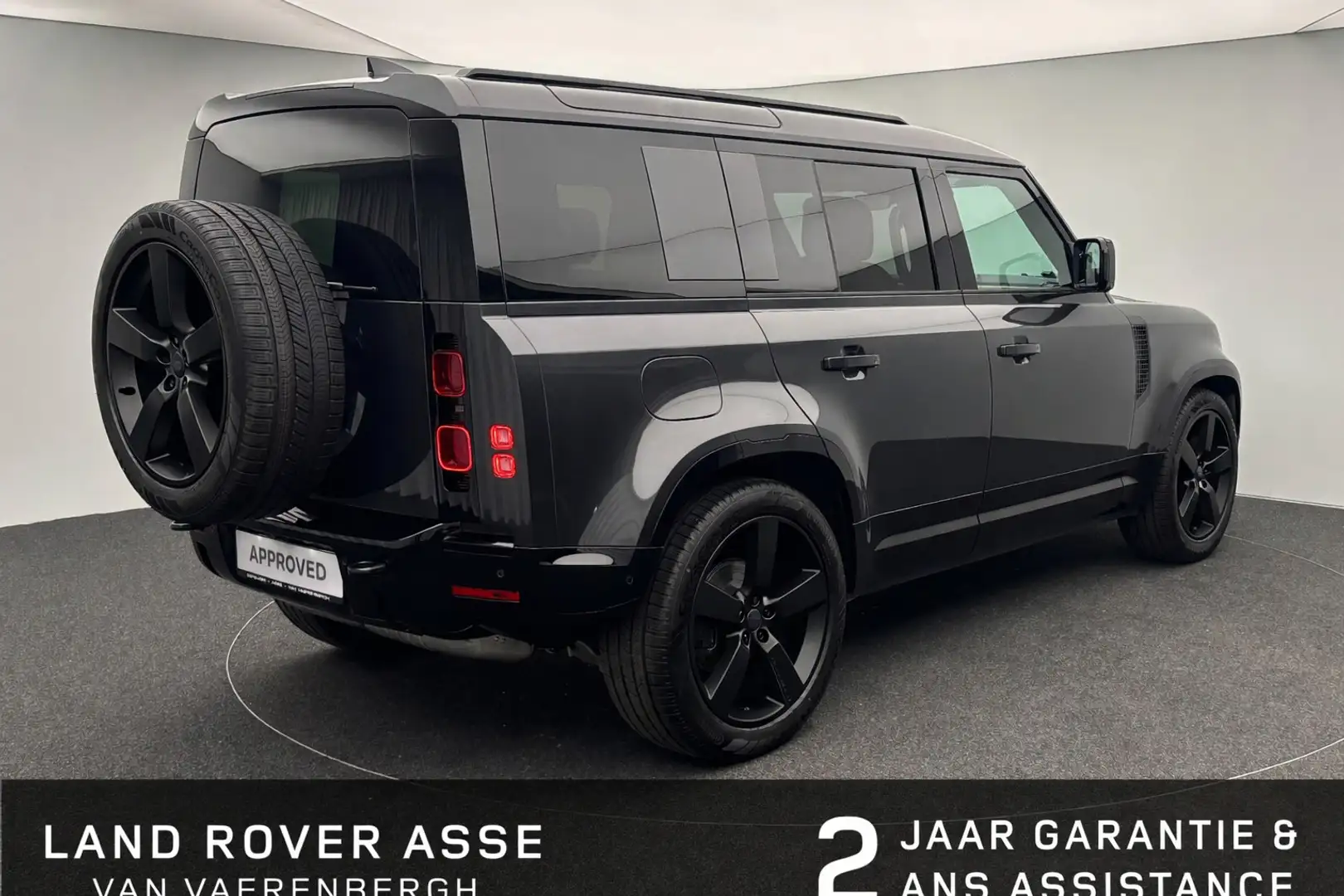 Land Rover Defender 110 D200 X-Dynamic SE - PANO - 22 - WINDSOR Grau - 2